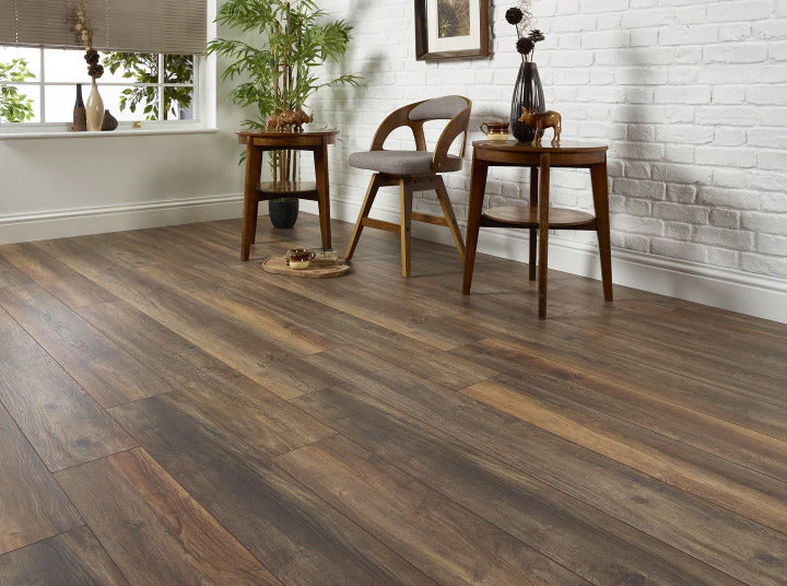 12mm Horizon Villa Harbour oak Laminate - Image 3