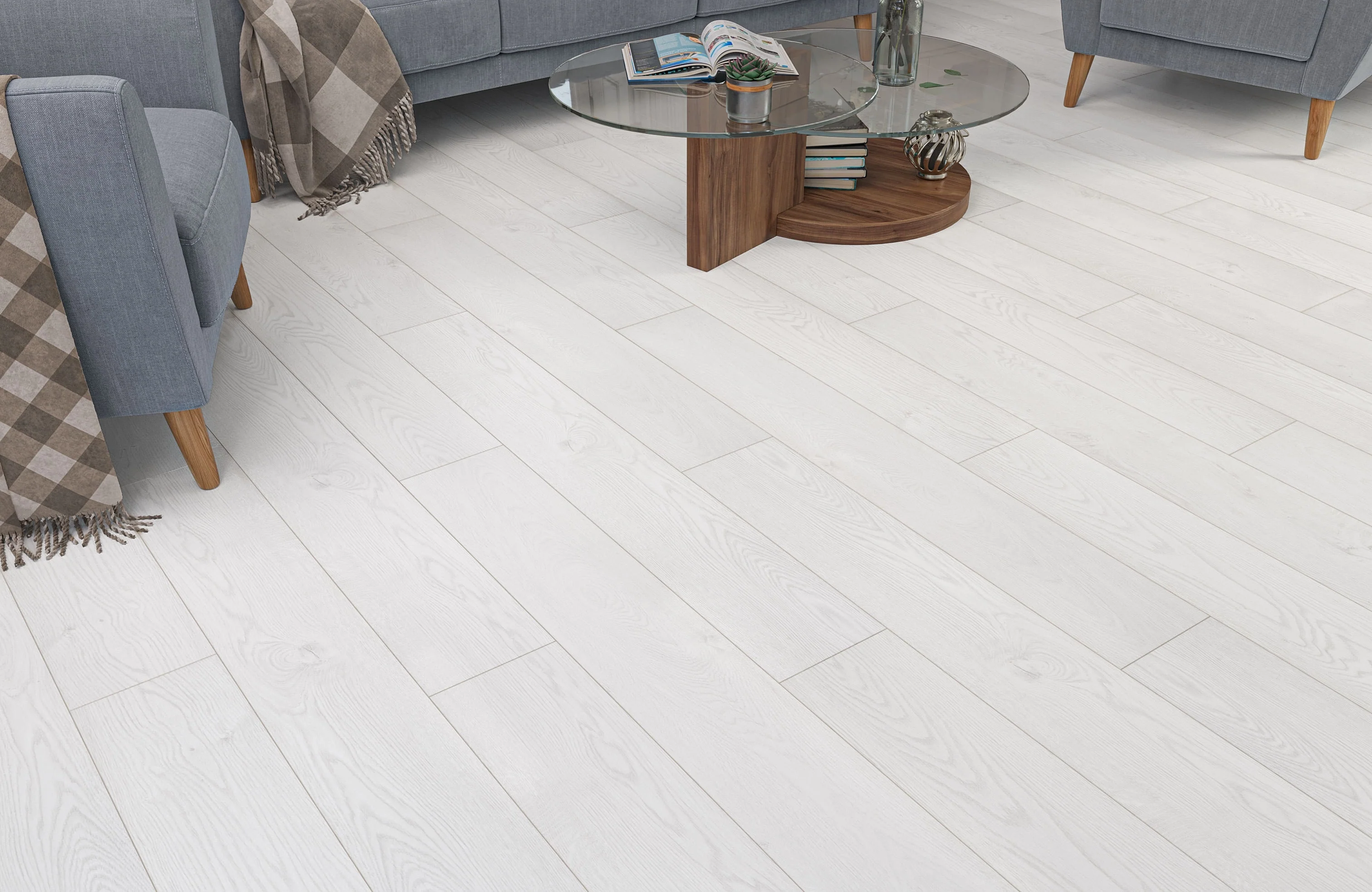Silver Grey AGT Effect 12mm Laminate Flooring Alvera - Image 3
