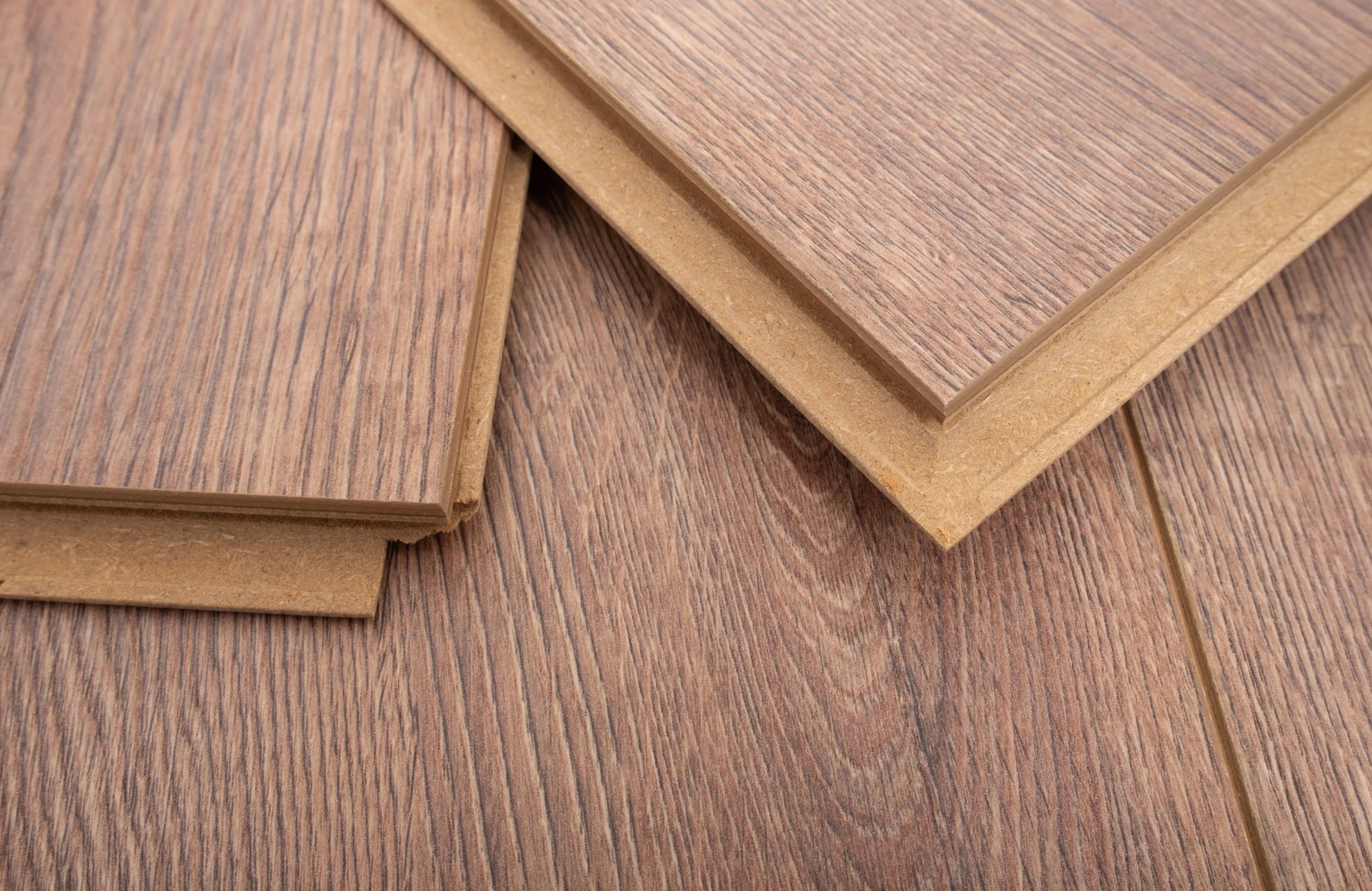 Warm Brown AGT Effect 12mm Laminate Flooring Aspen - Image 7
