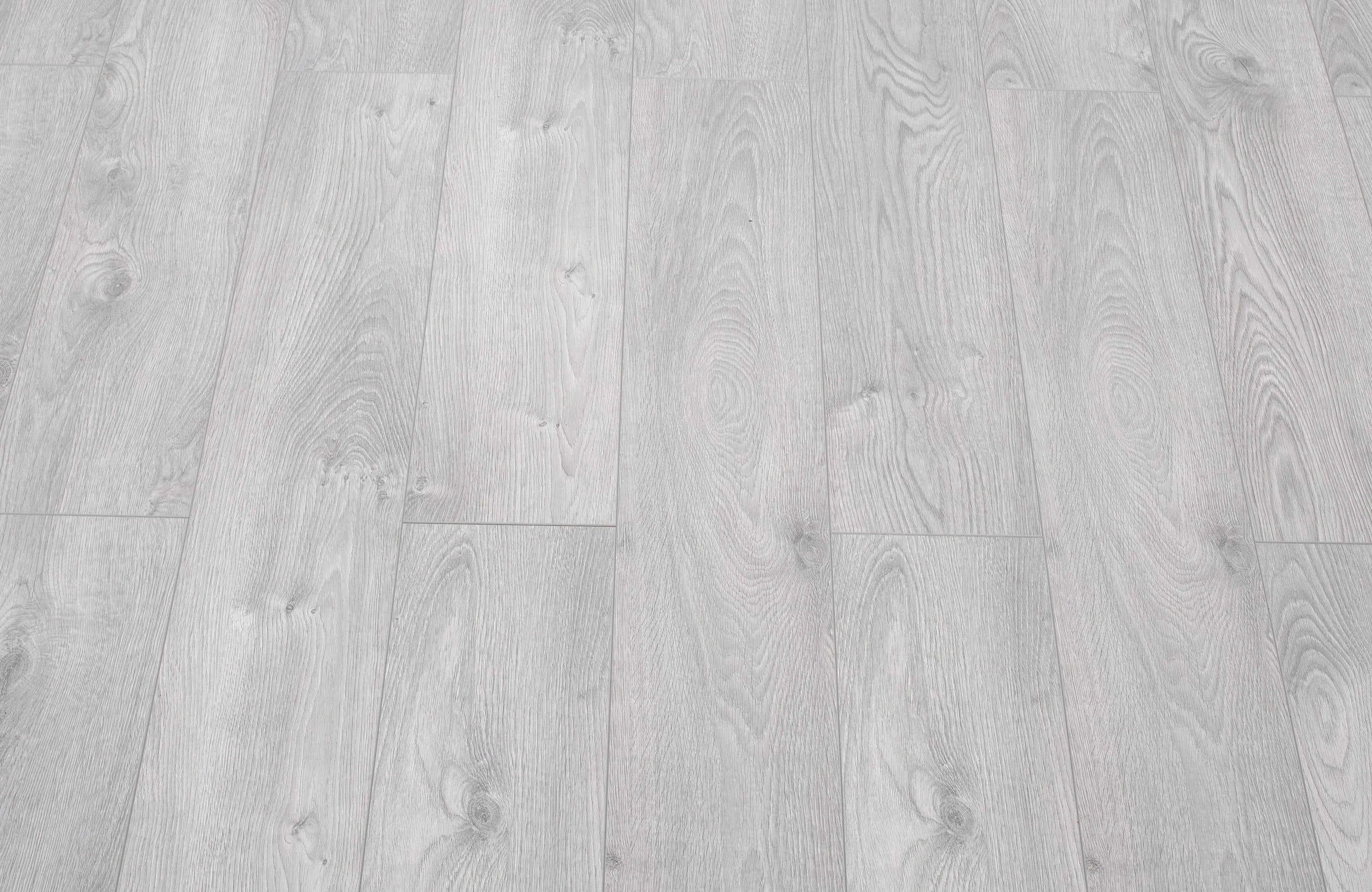 Cool Grey AGT Effect 12mm Laminate Flooring Elvaris - Image 5