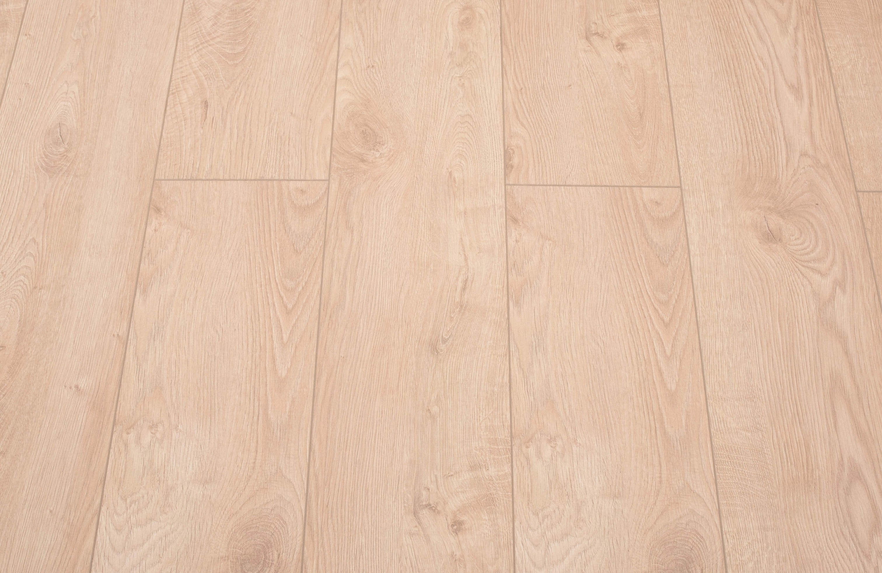 Honey Oak AGT Effect 12mm Laminate Flooring Rowan - Image 5