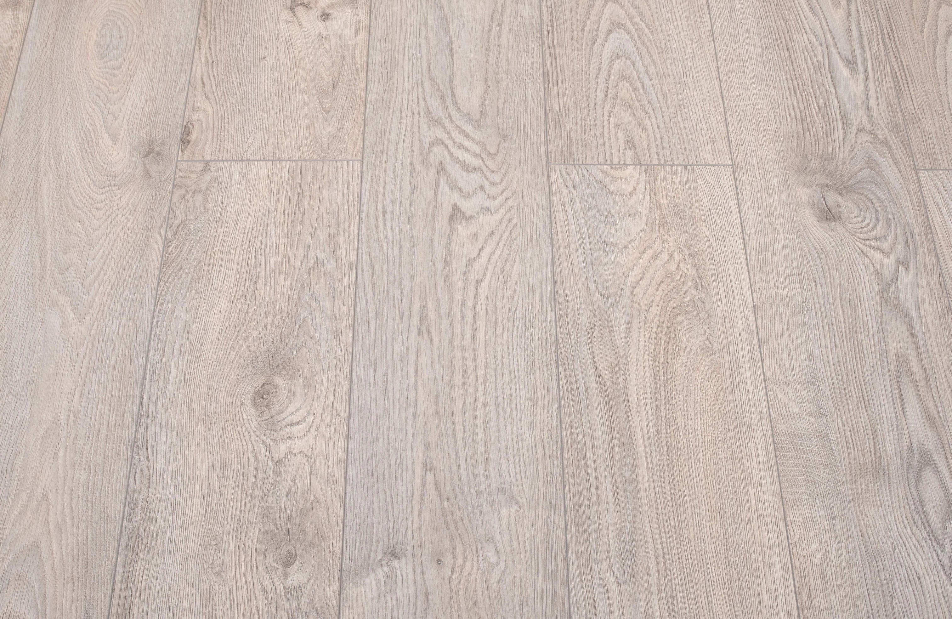 Cool Beige Oak AGT Effect 12mm Laminate Flooring Thalen - Image 7