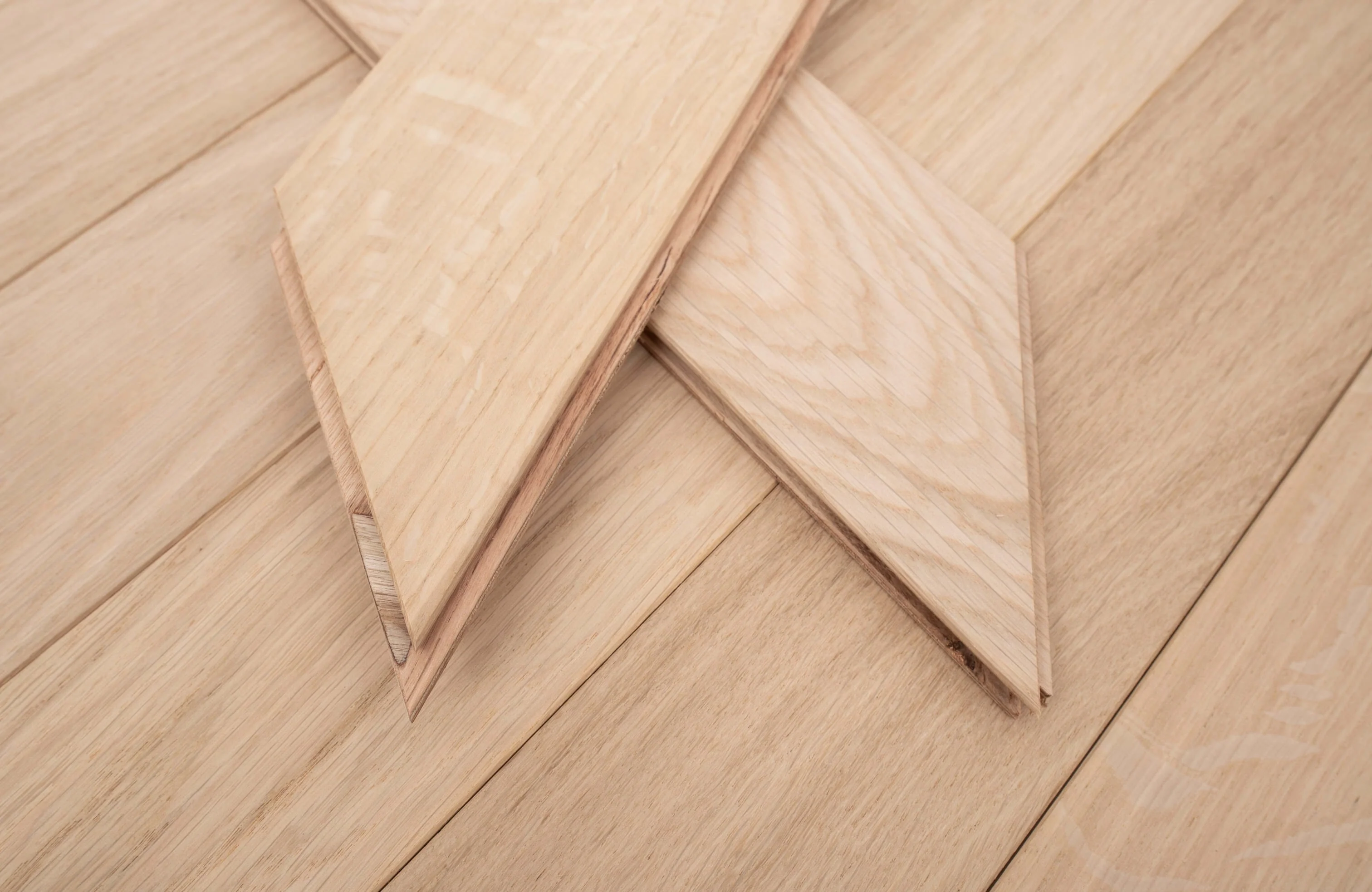 Bexley Oak 14mm Chevron Engineered Wood Flooring - Image 8