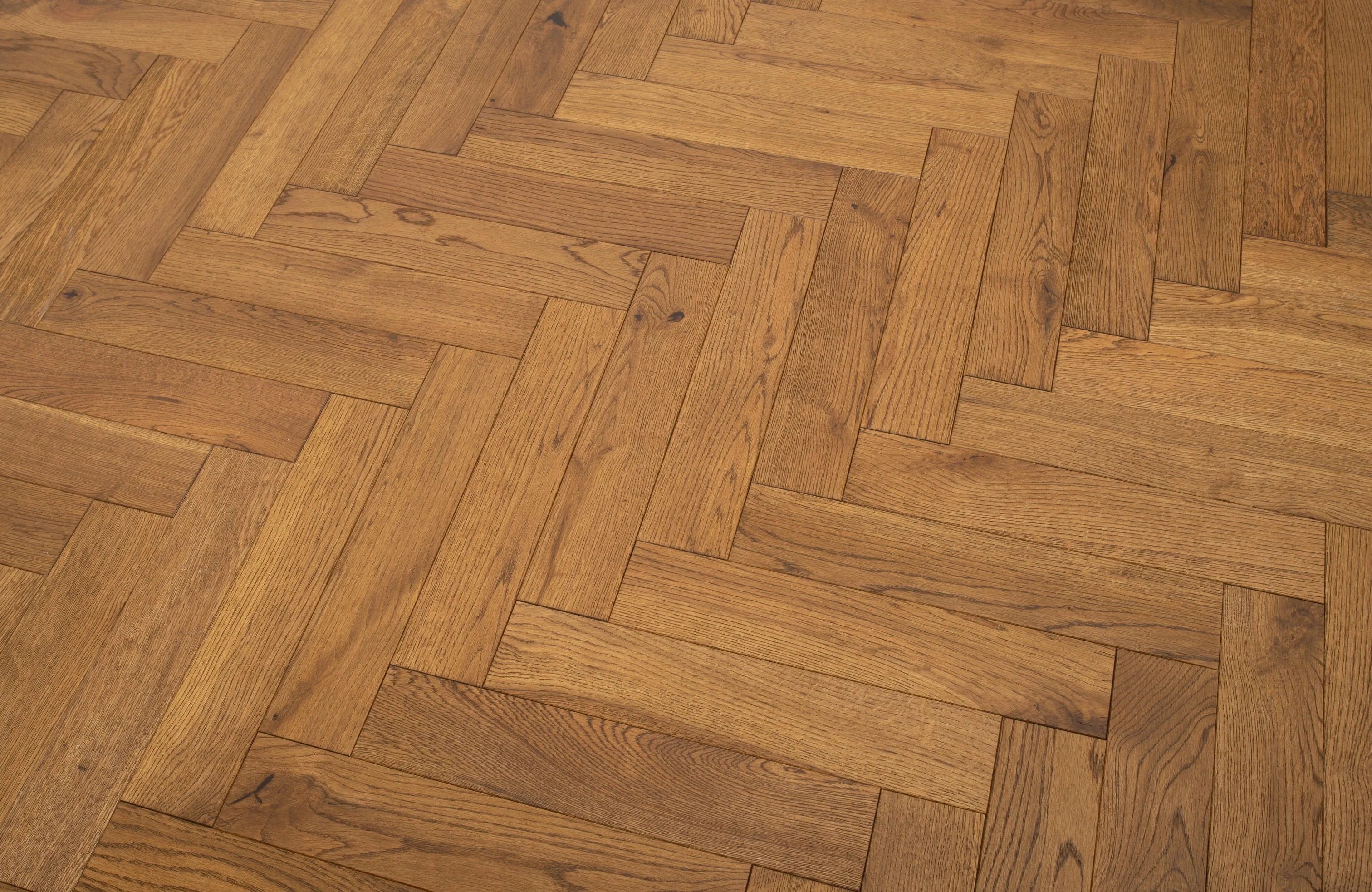 FineLine Timber Solid Oak Herringbone Flooring - Image 3