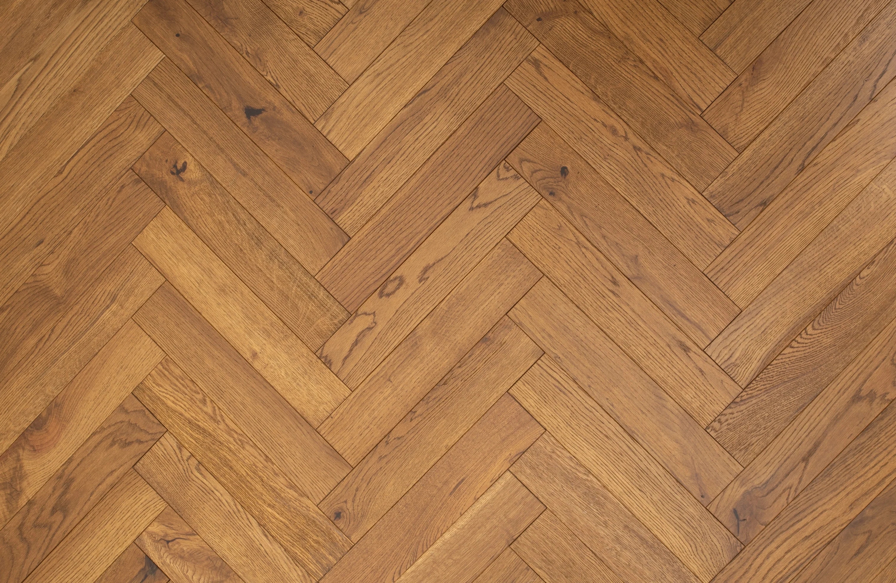 FineLine Timber Solid Oak Herringbone Flooring - Image 4