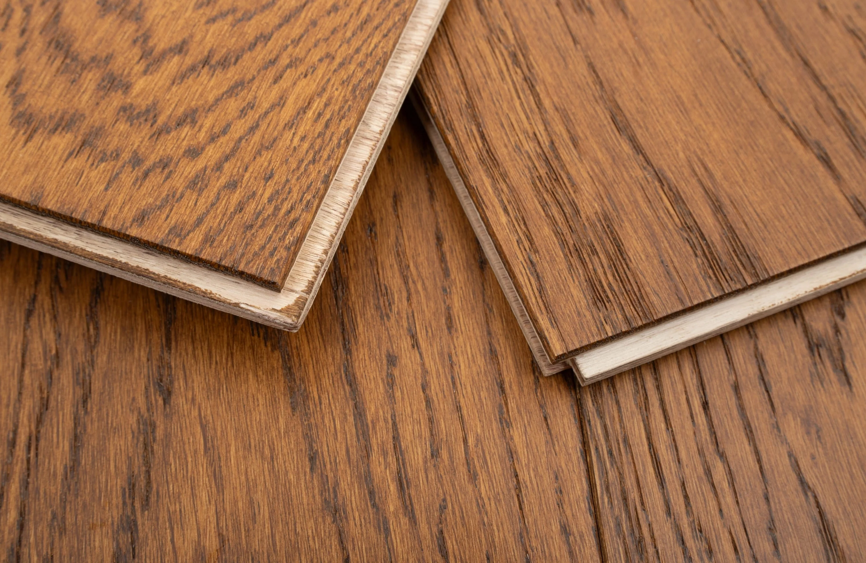 Haven Amber Flame Oak Long Board 14mm Engineered Wood Flooring - Image 3
