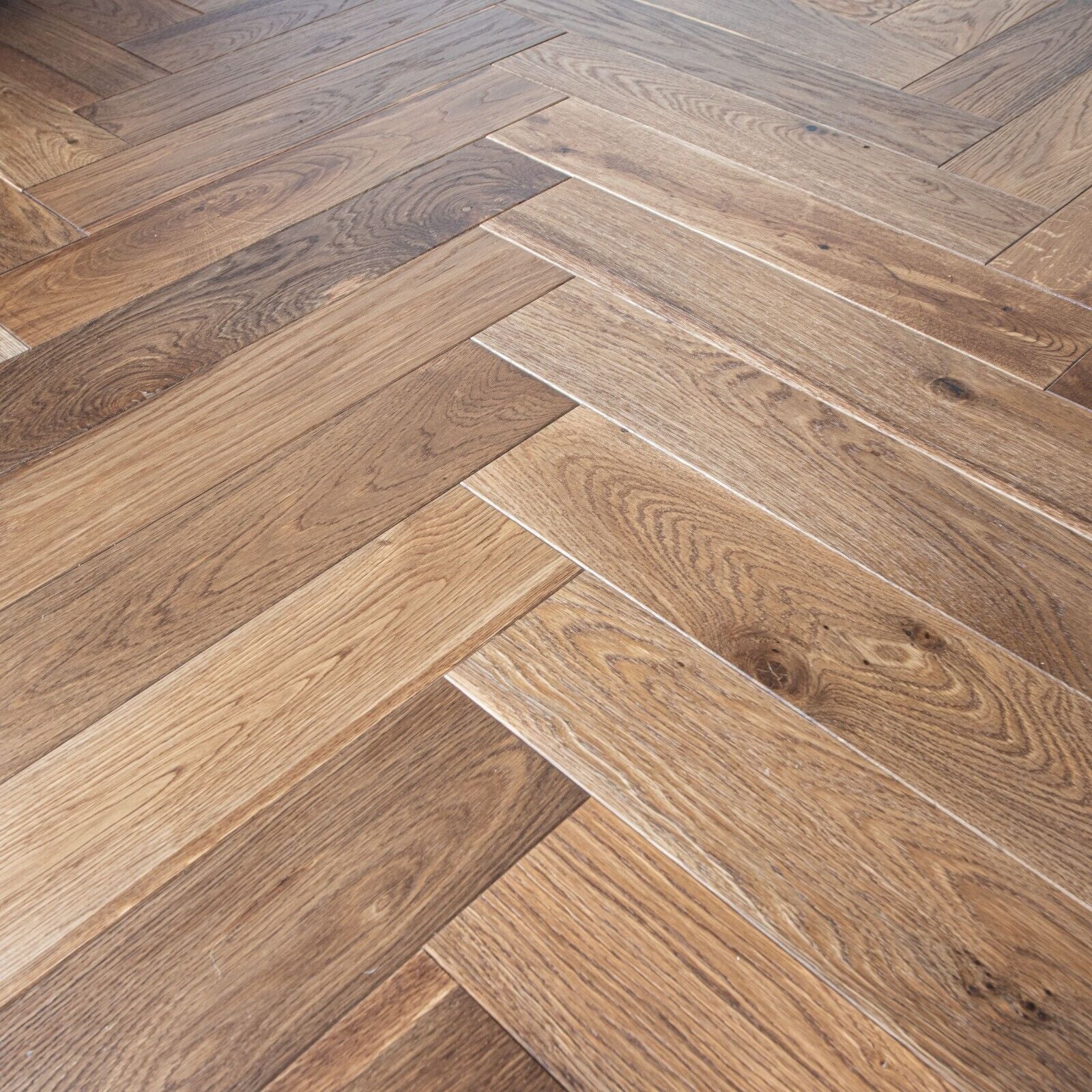 Heatherstone Grandeur 18mm Engineered Wood Flooring - Image 3
