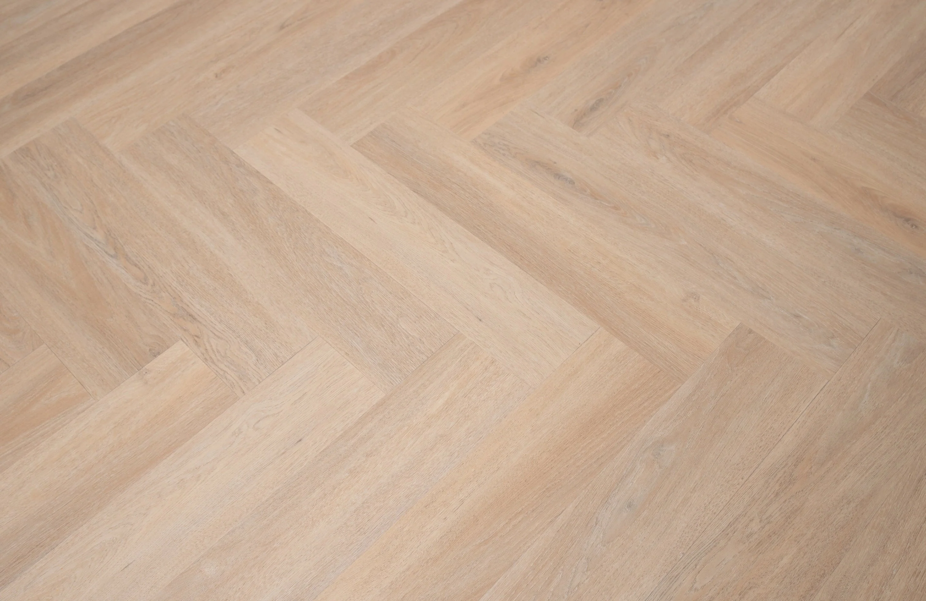 Heritage Plymouth Oak 6.5mm Click Herringbone LVT SPC Waterproof Flooring - Image 10