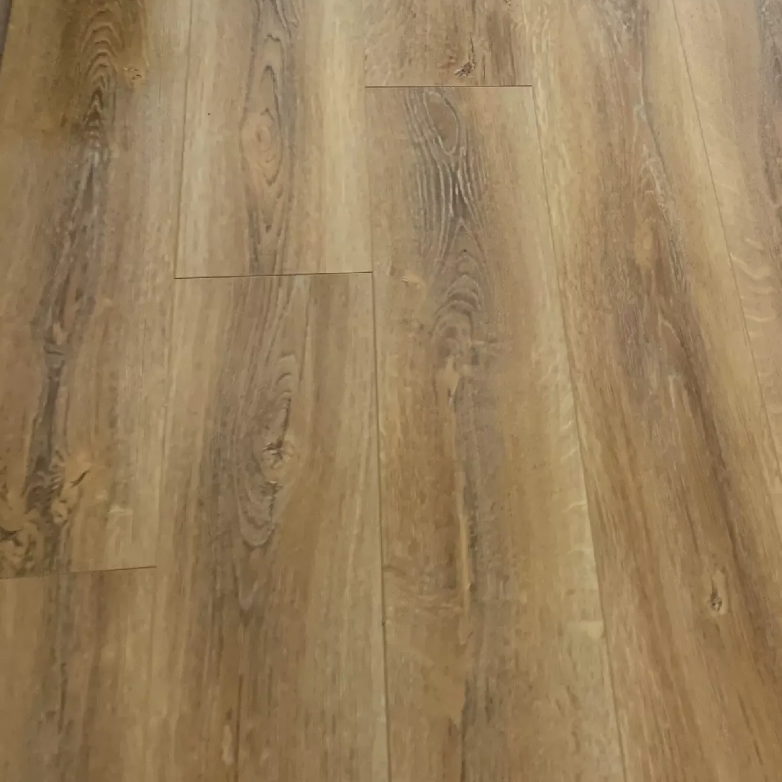 High Gloss Barrel Natural Oak Laminate Flooring - Image 14