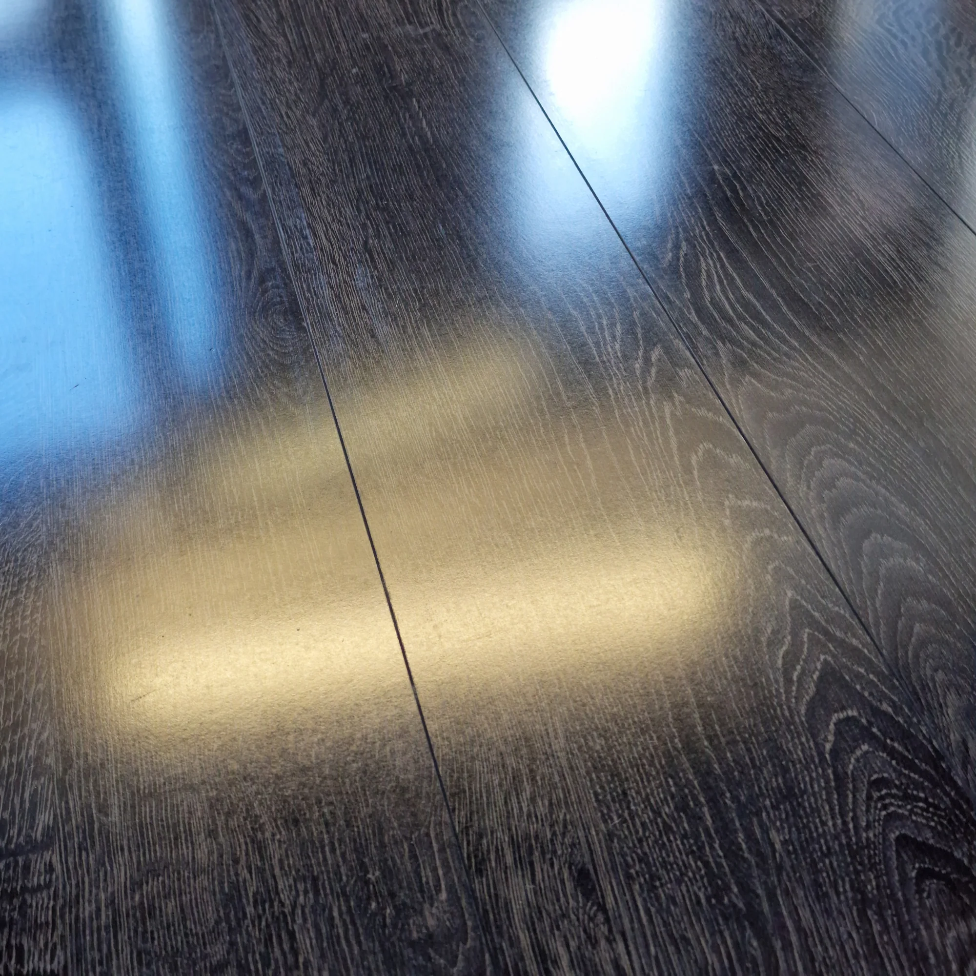 High Gloss Black Granite 8mm Laminate Flooring - Image 15