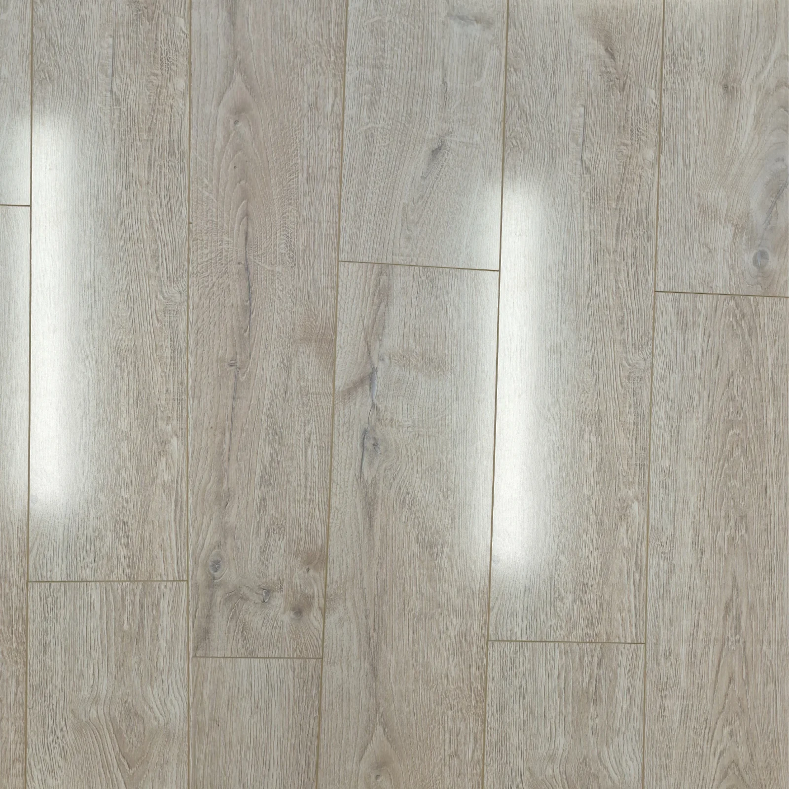 High Gloss Silver Laminate Flooring - Image 12