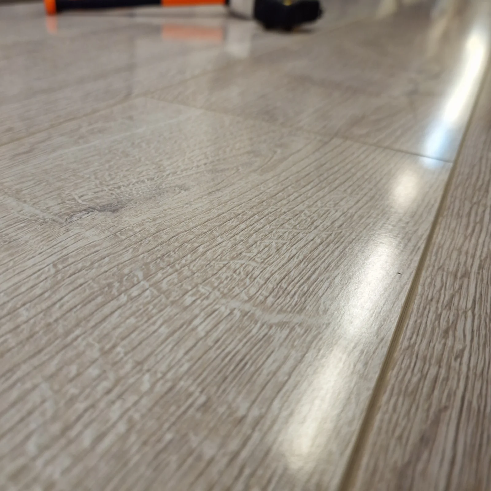 High Gloss Silver Laminate Flooring - Image 4