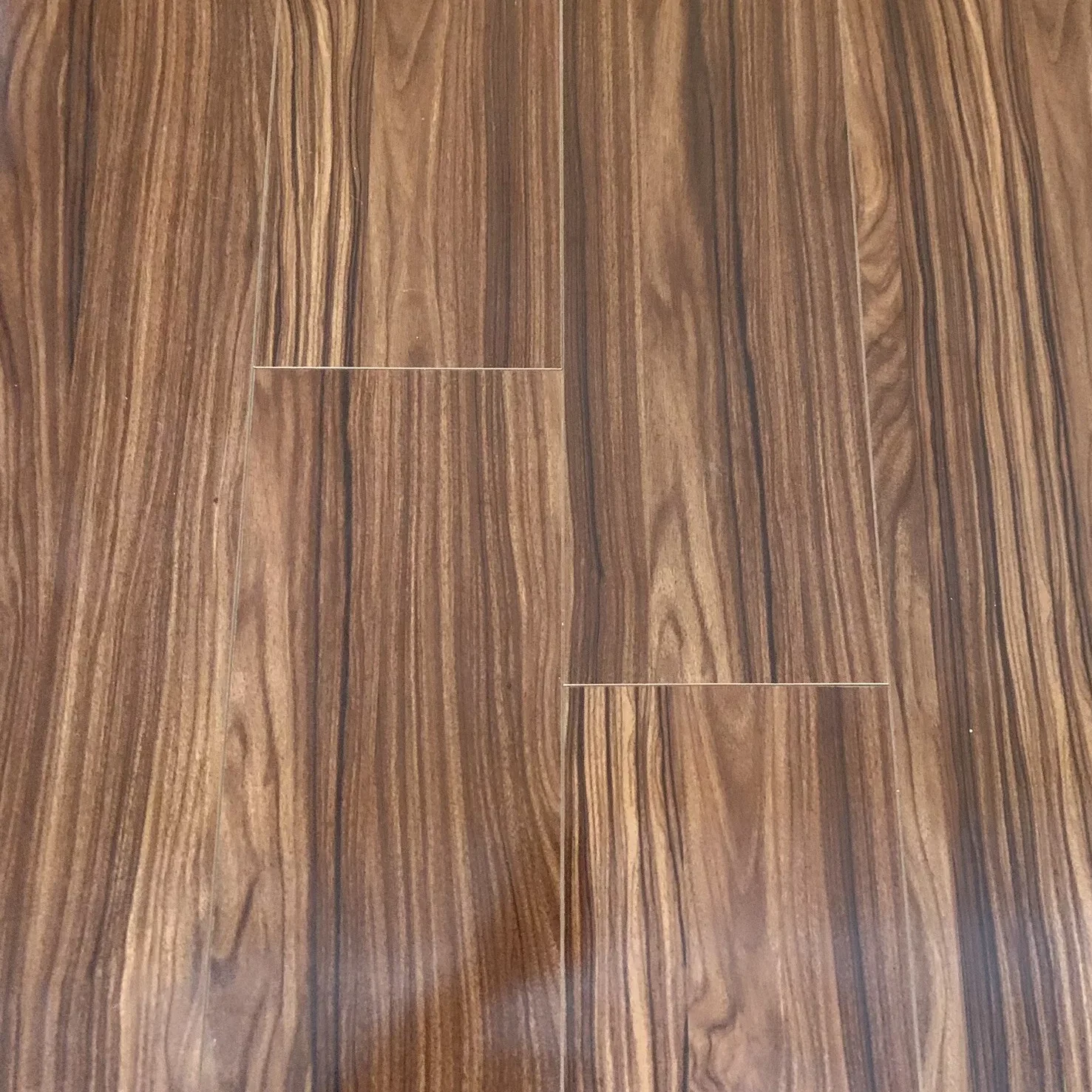 High Gloss Bourbon Laminate Flooring - Image 14