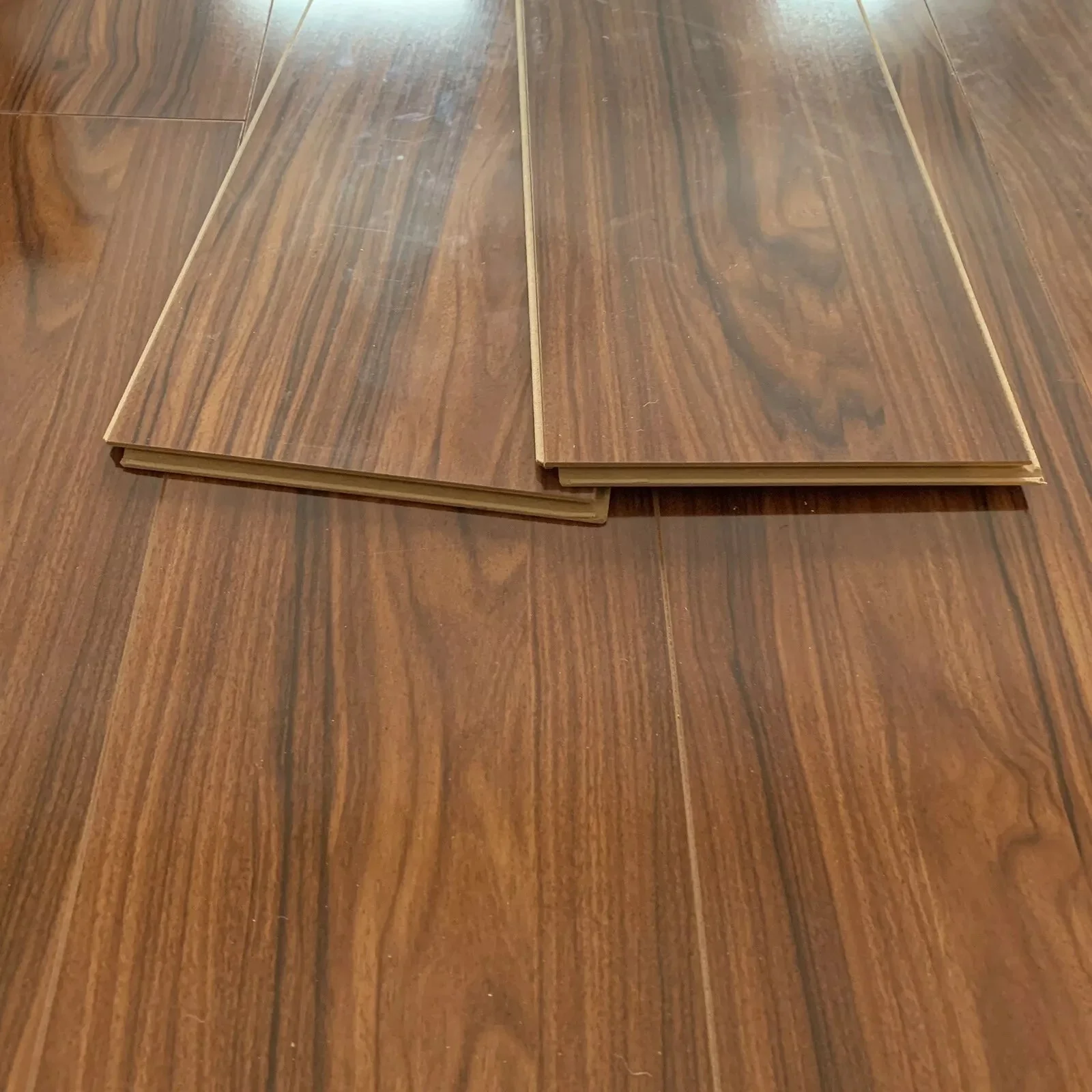 High Gloss Bourbon Laminate Flooring - Image 9