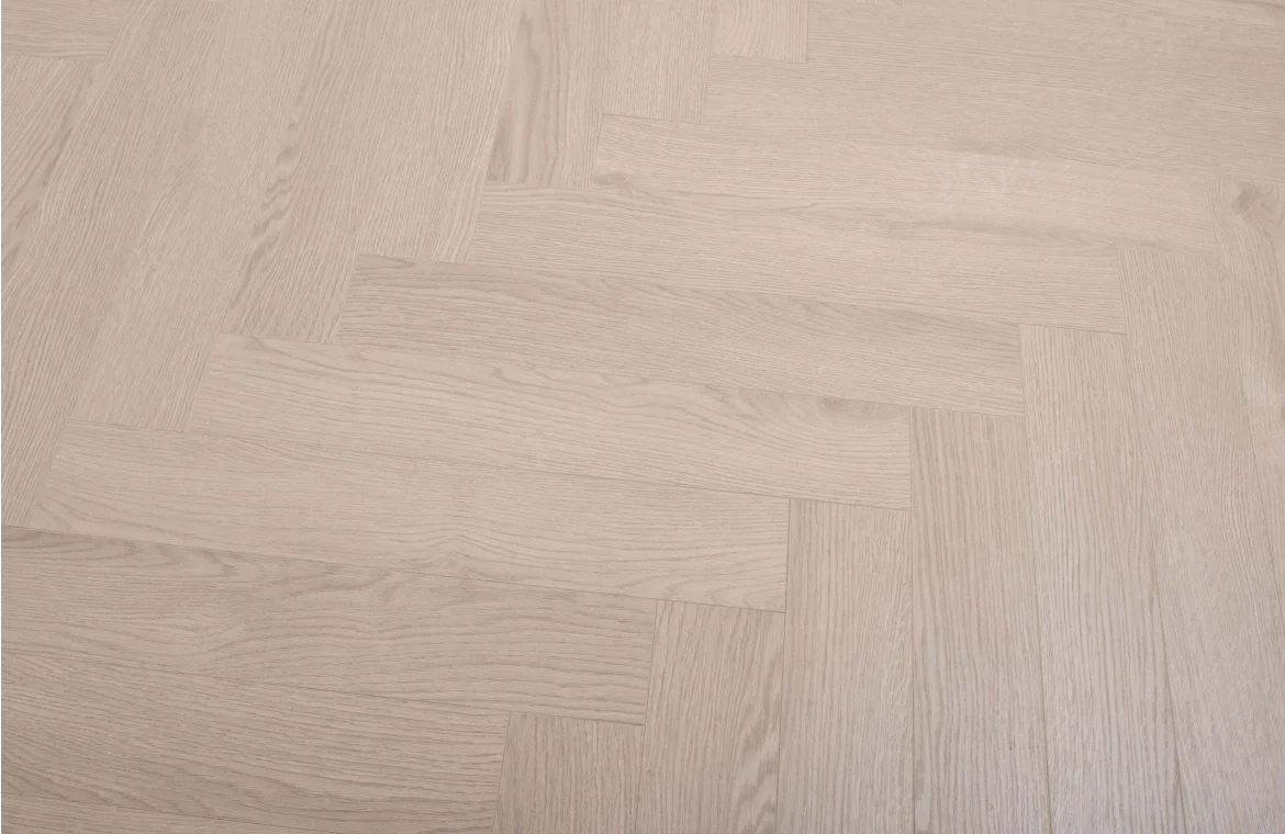 Beige 12mm Whitford Oak Herringbone Laminate Flooring - Image 5