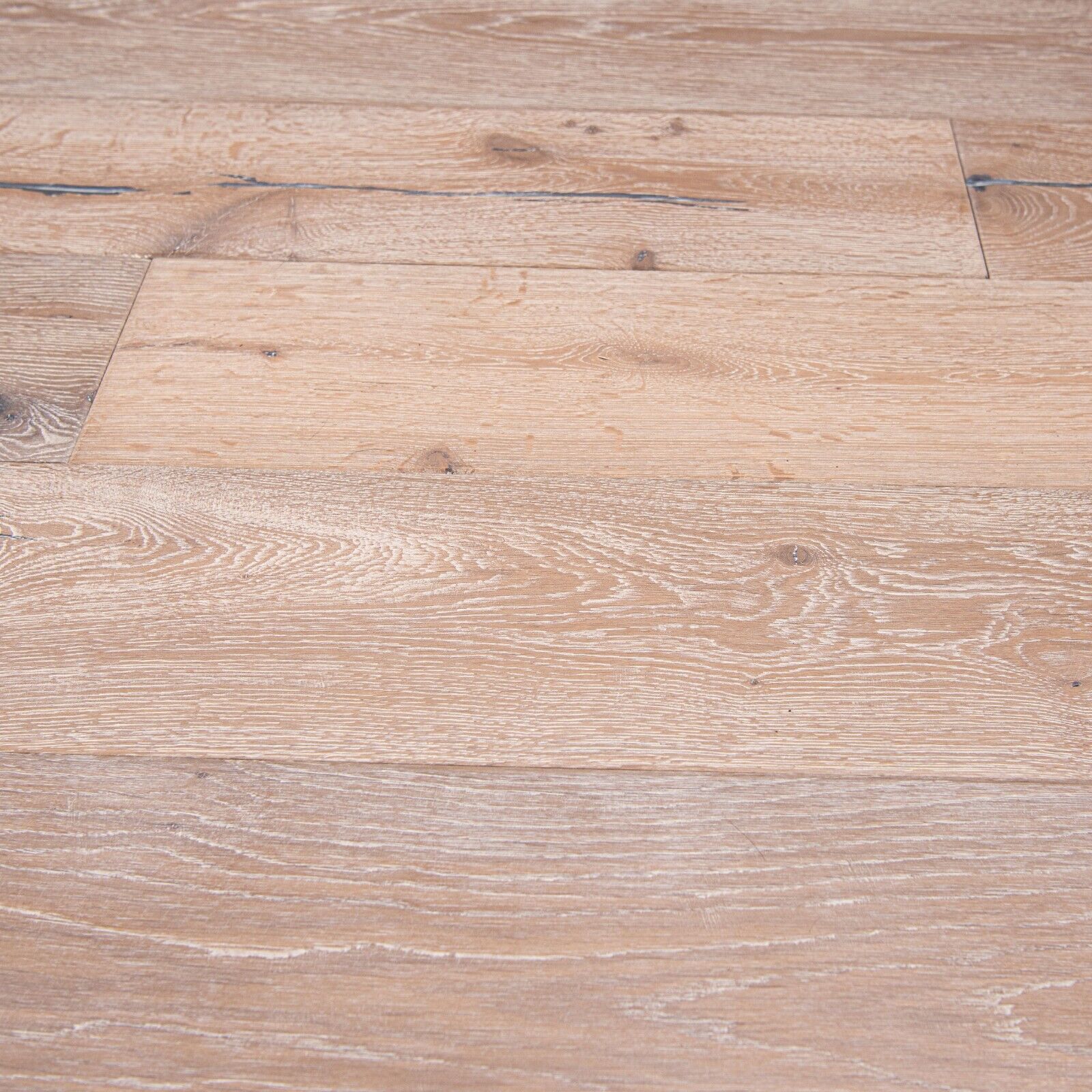 Lilypad Graphite Distressed Engineered Wood Flooring - Image 8