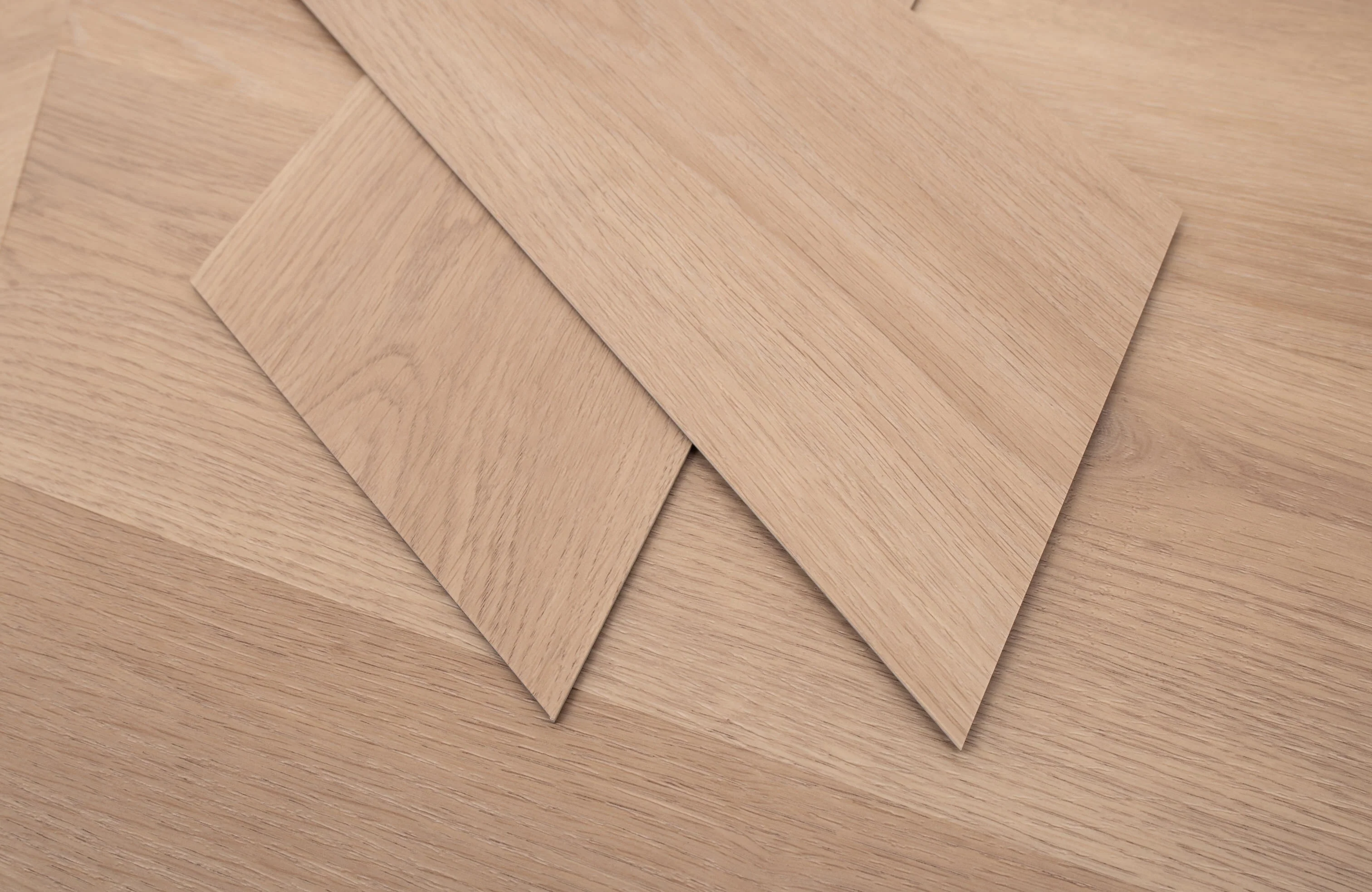 Luma Golden Drift Natural Oak 3mm Chevron Glue Down LVT - Image 6
