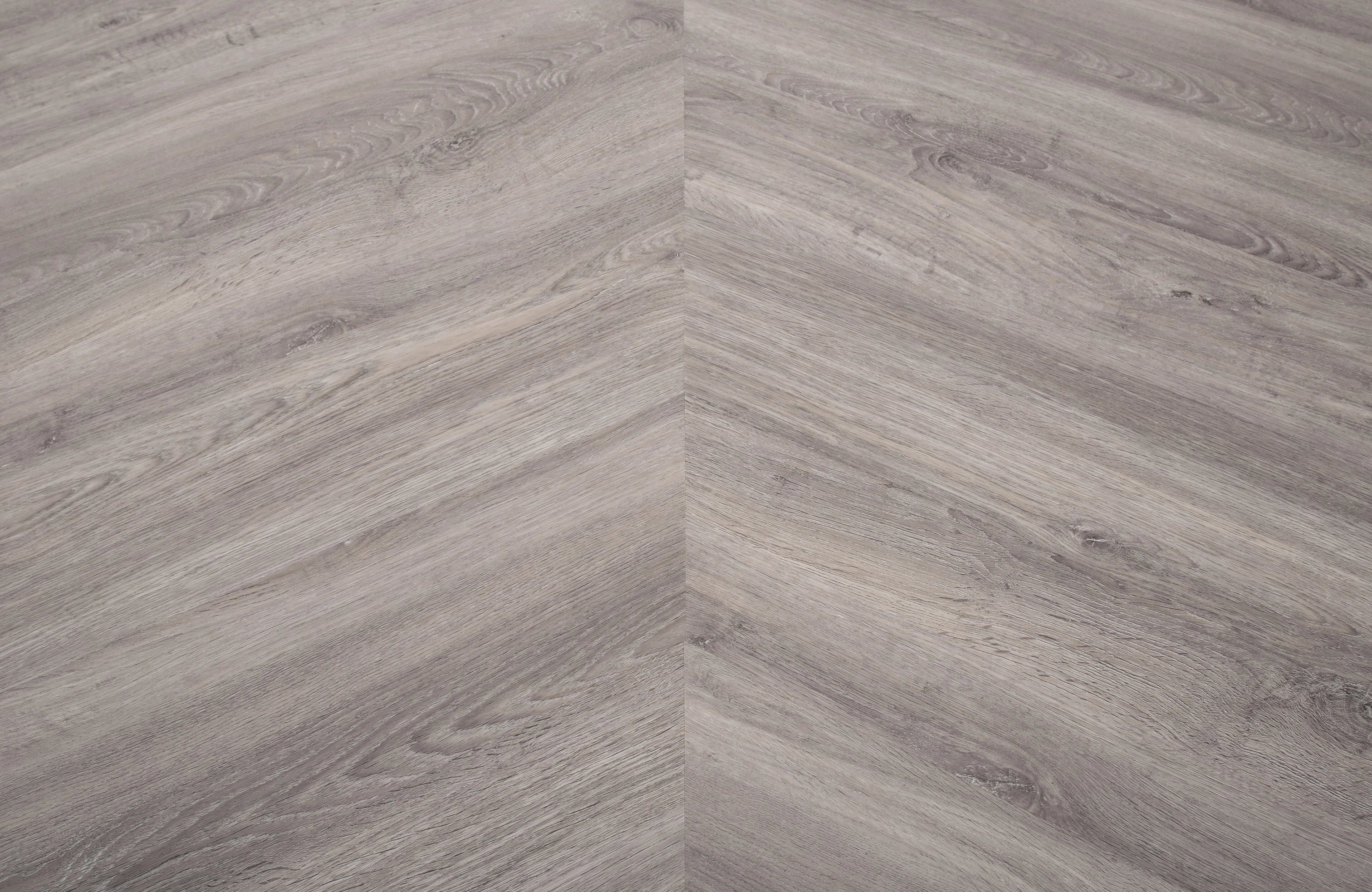 Luma Nordwood Oak 3mm Chevron Glue Down LVT - Image 3