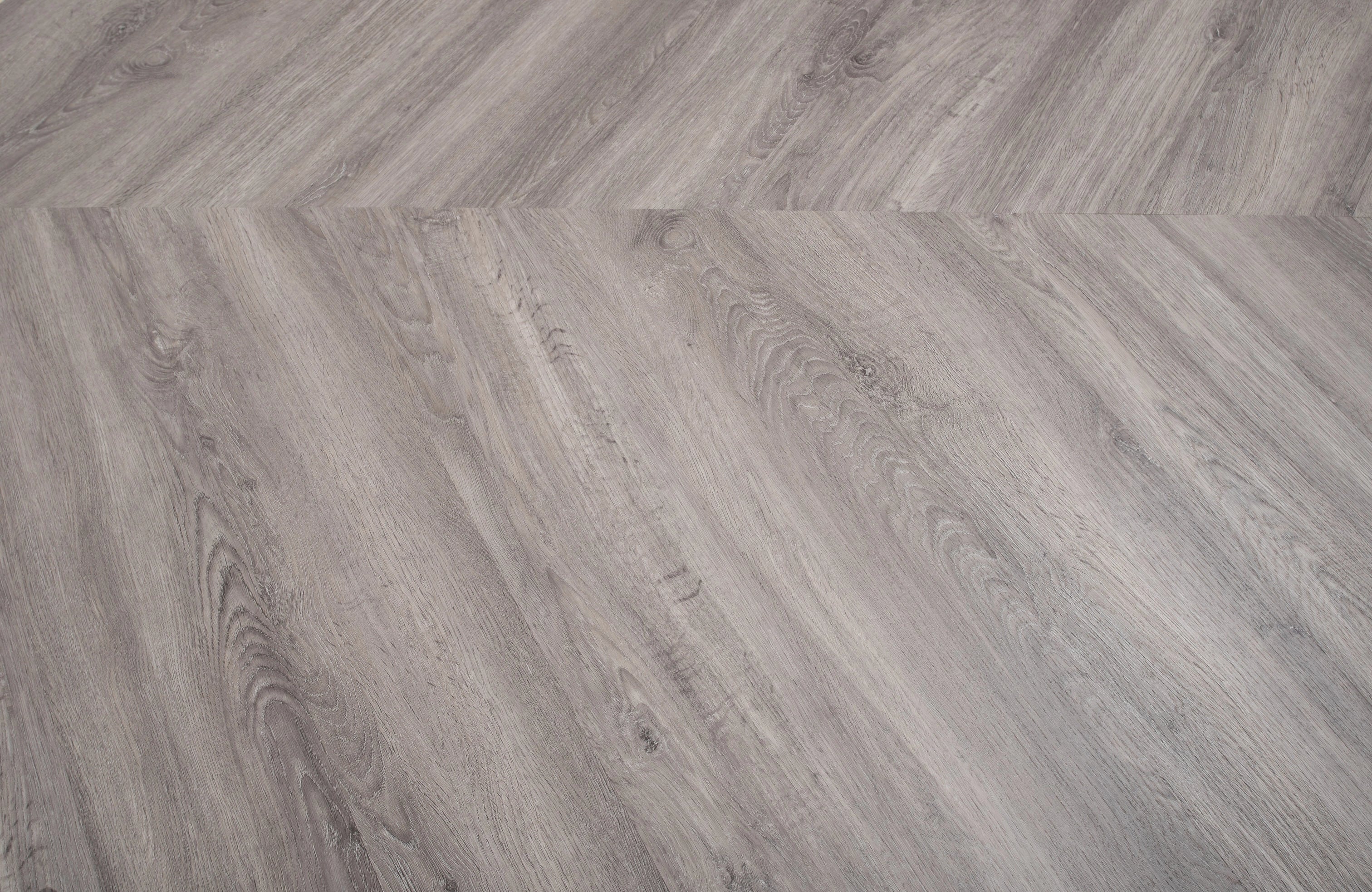 Luma Nordwood Oak 3mm Chevron Glue Down LVT - Image 4