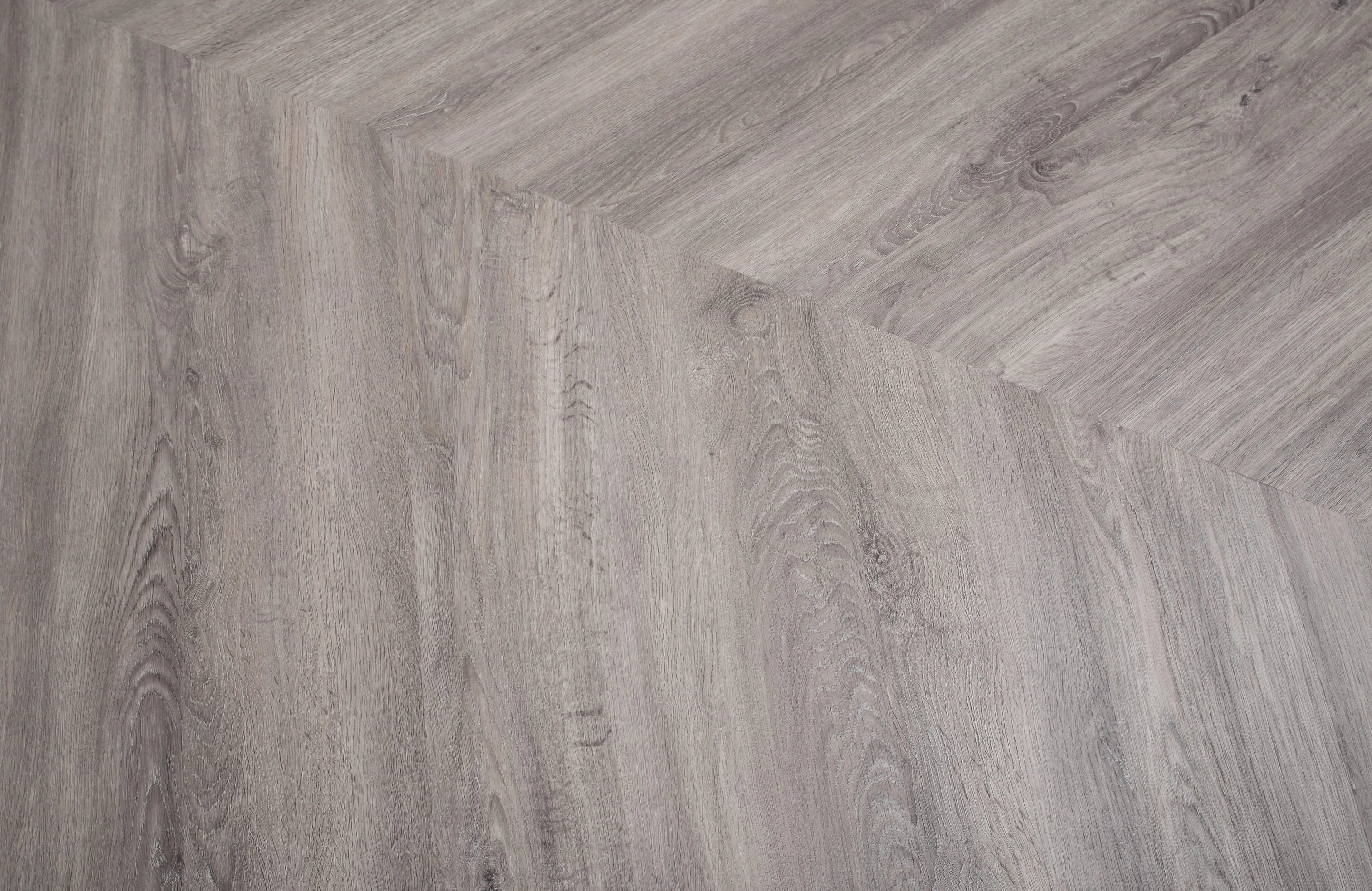 Luma Nordwood Oak 3mm Chevron Glue Down LVT - Image 5