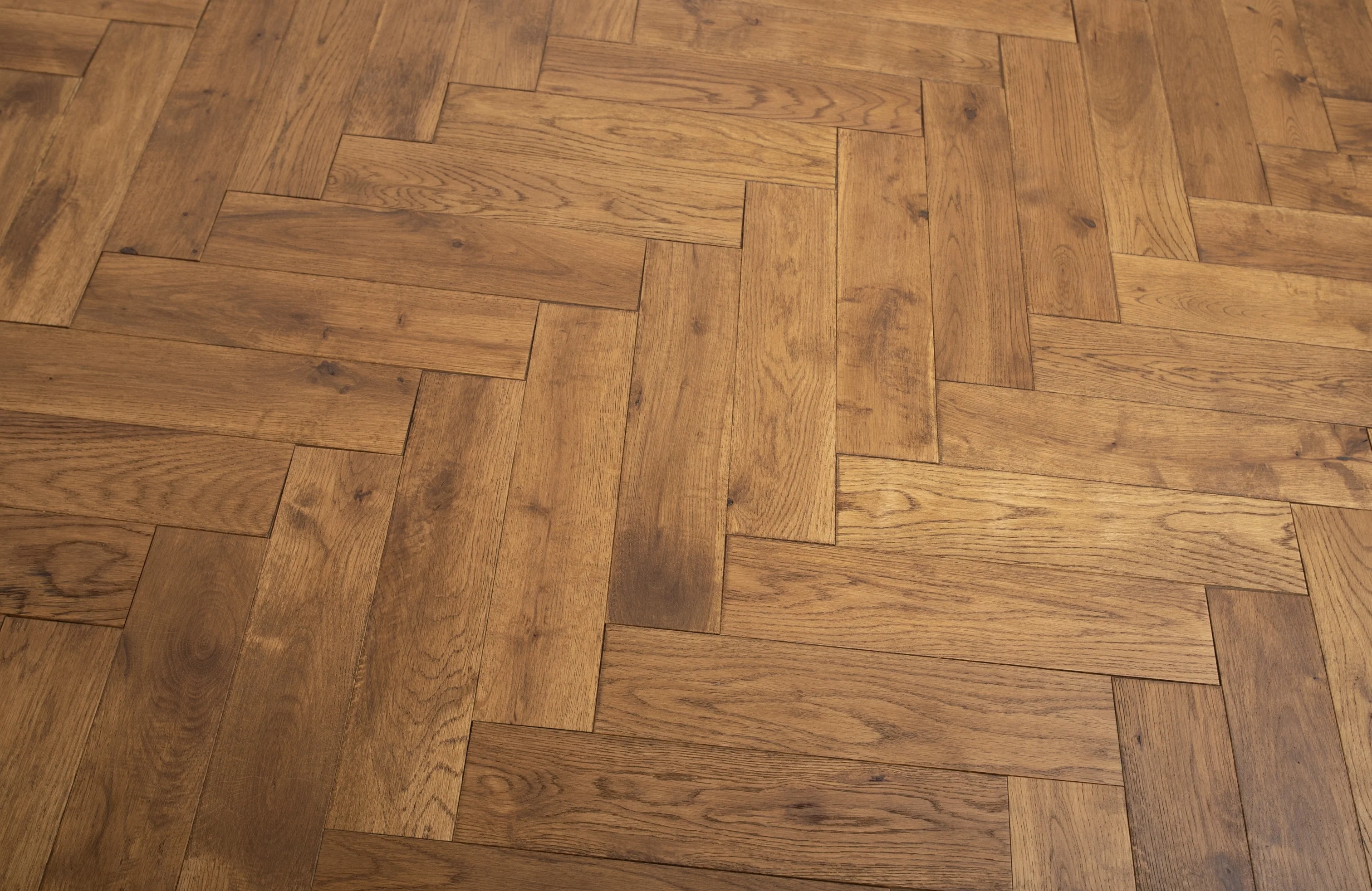 Lunara Timber Solid Oak Herringbone Flooring - Image 5