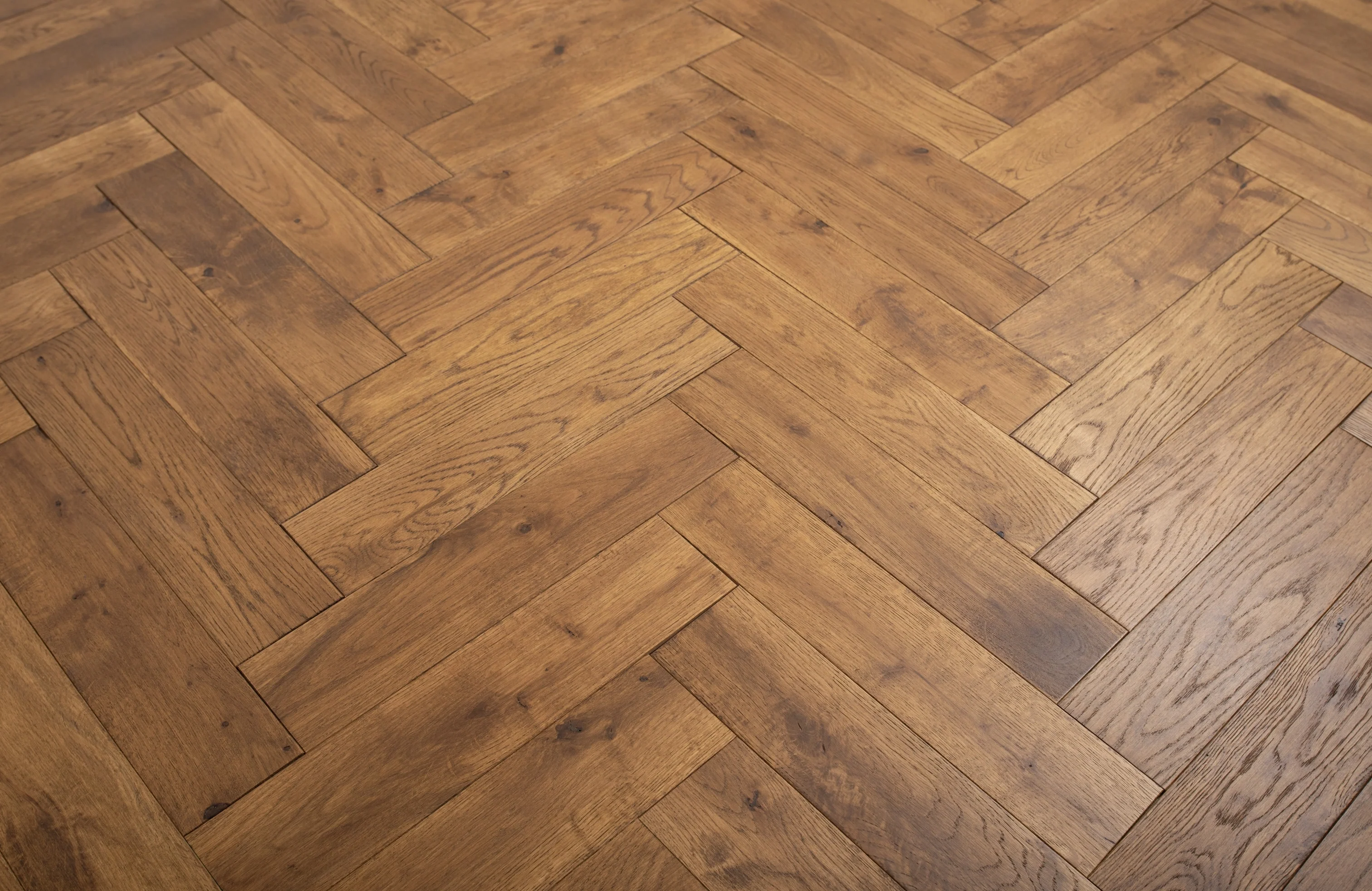 Lunara Timber Solid Oak Herringbone Flooring - Image 6