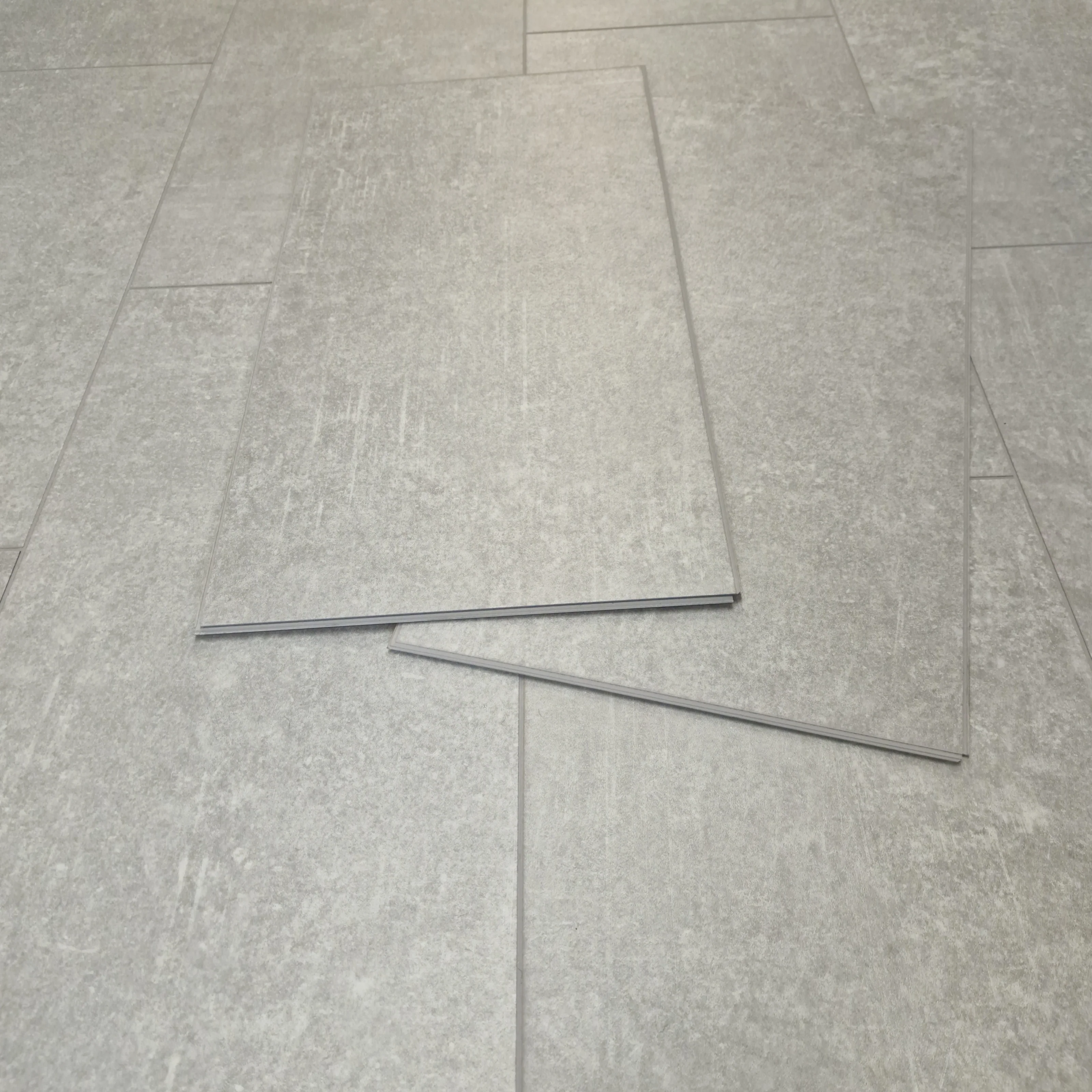 Modena Silverstone Oak Plank LVT Rigid Core SPC Click Luxury Vinyl Tile Flooring - Image 9