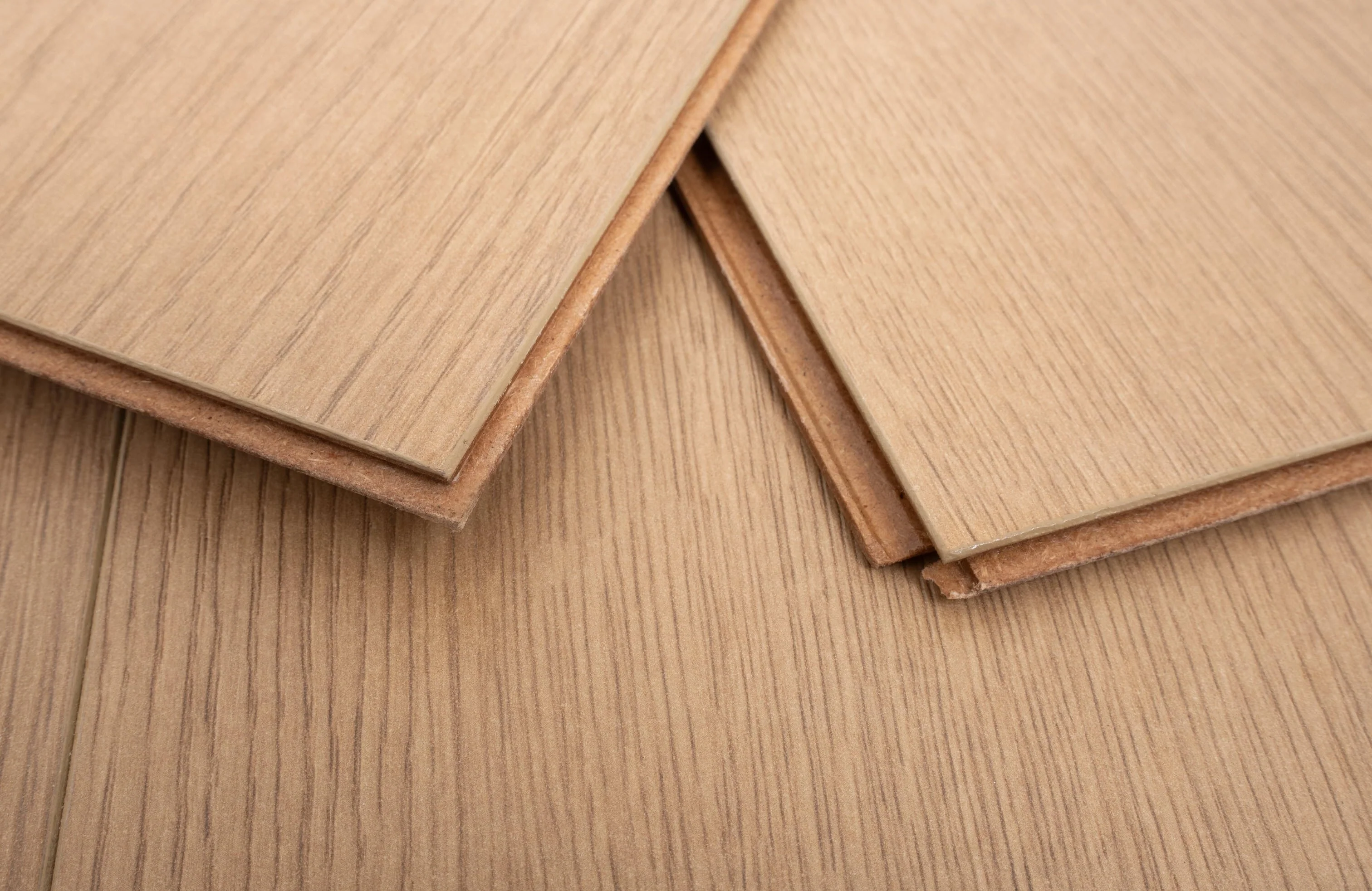 Oakford Ashwell 12mm wide plank Laminate Flooring - Image 3