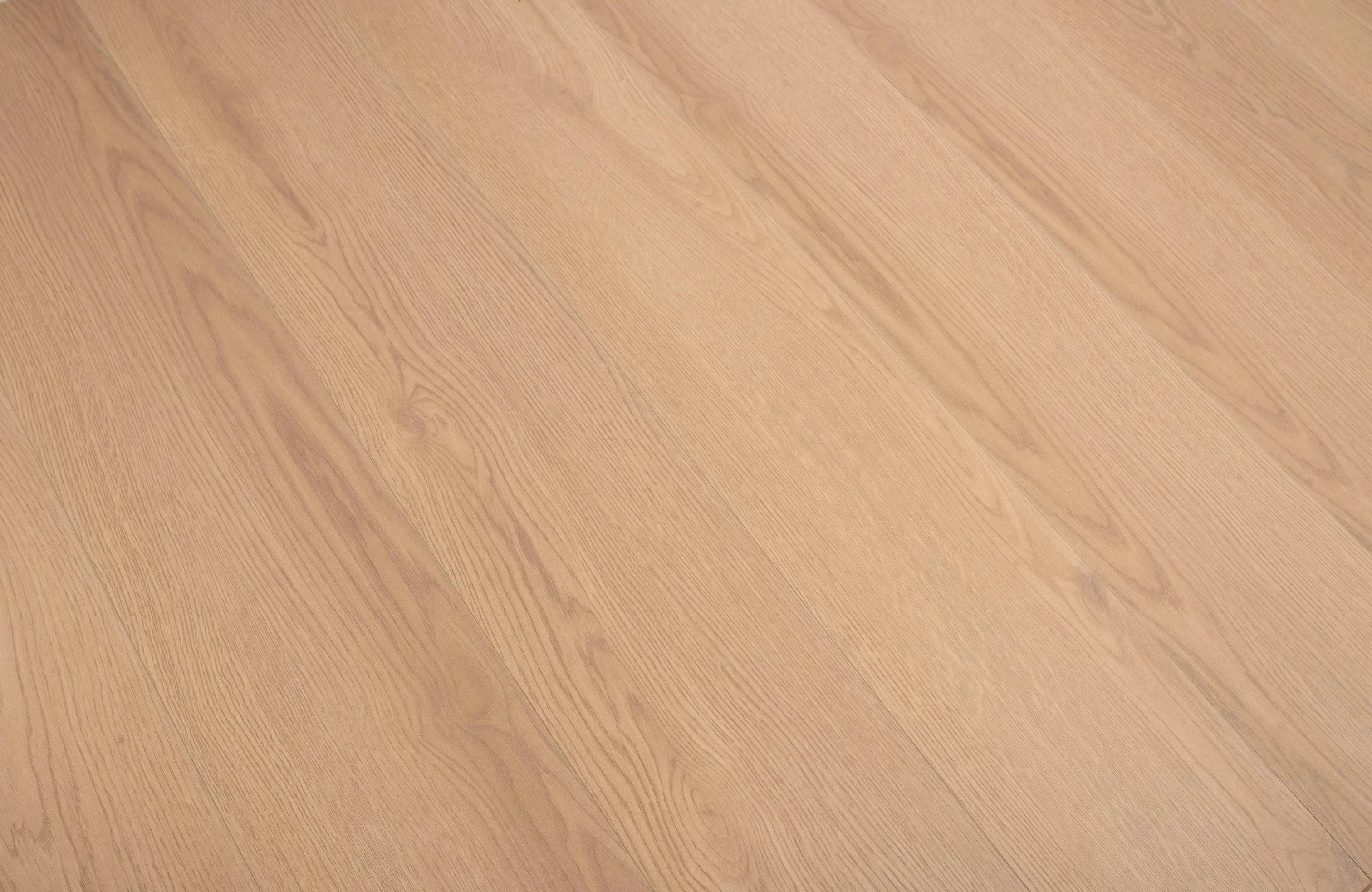 Oakford Ashwell 12mm wide plank Laminate Flooring - Image 4
