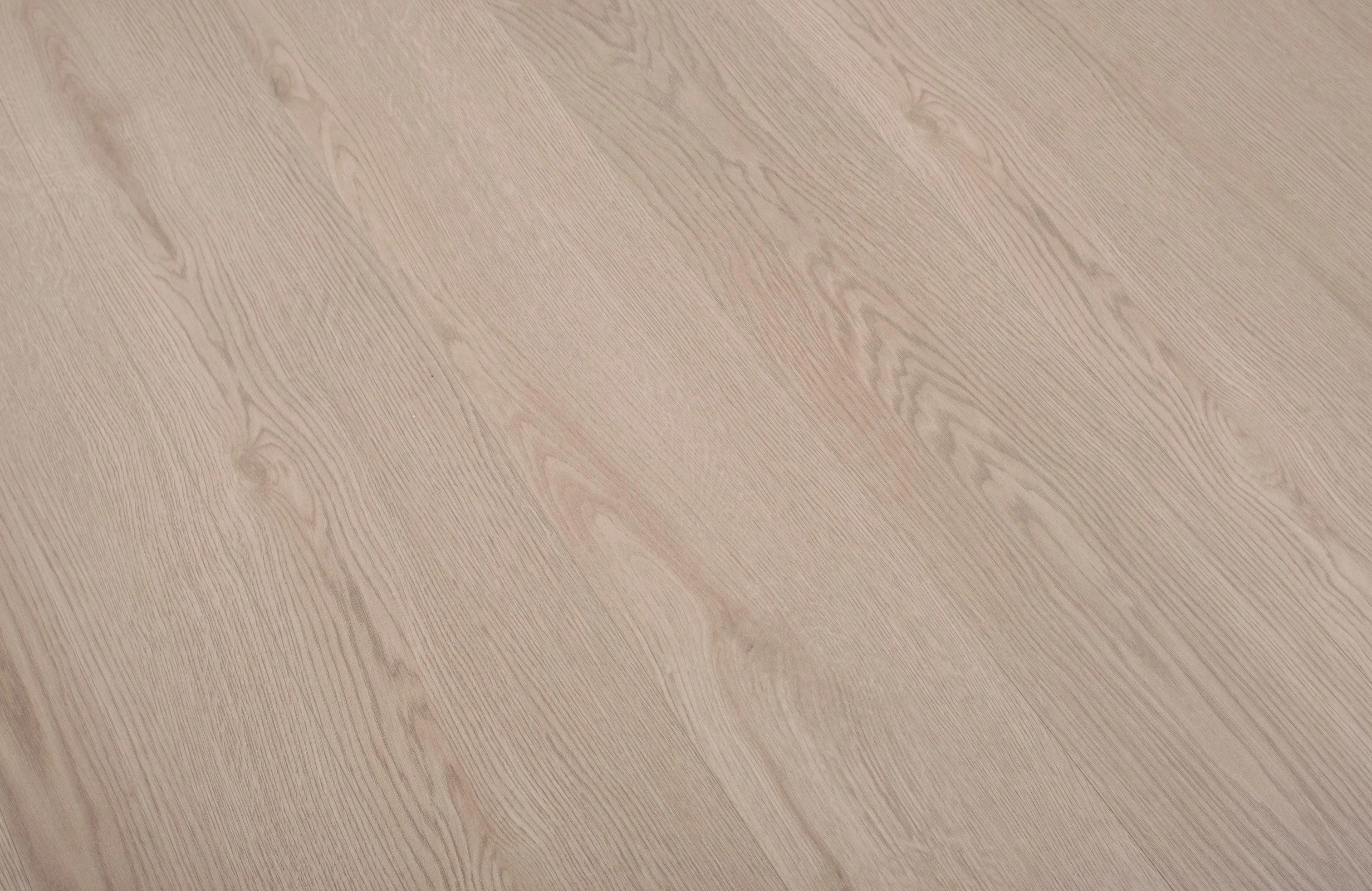 Oakford Fairbourne 8mm Laminate Flooring - Image 3