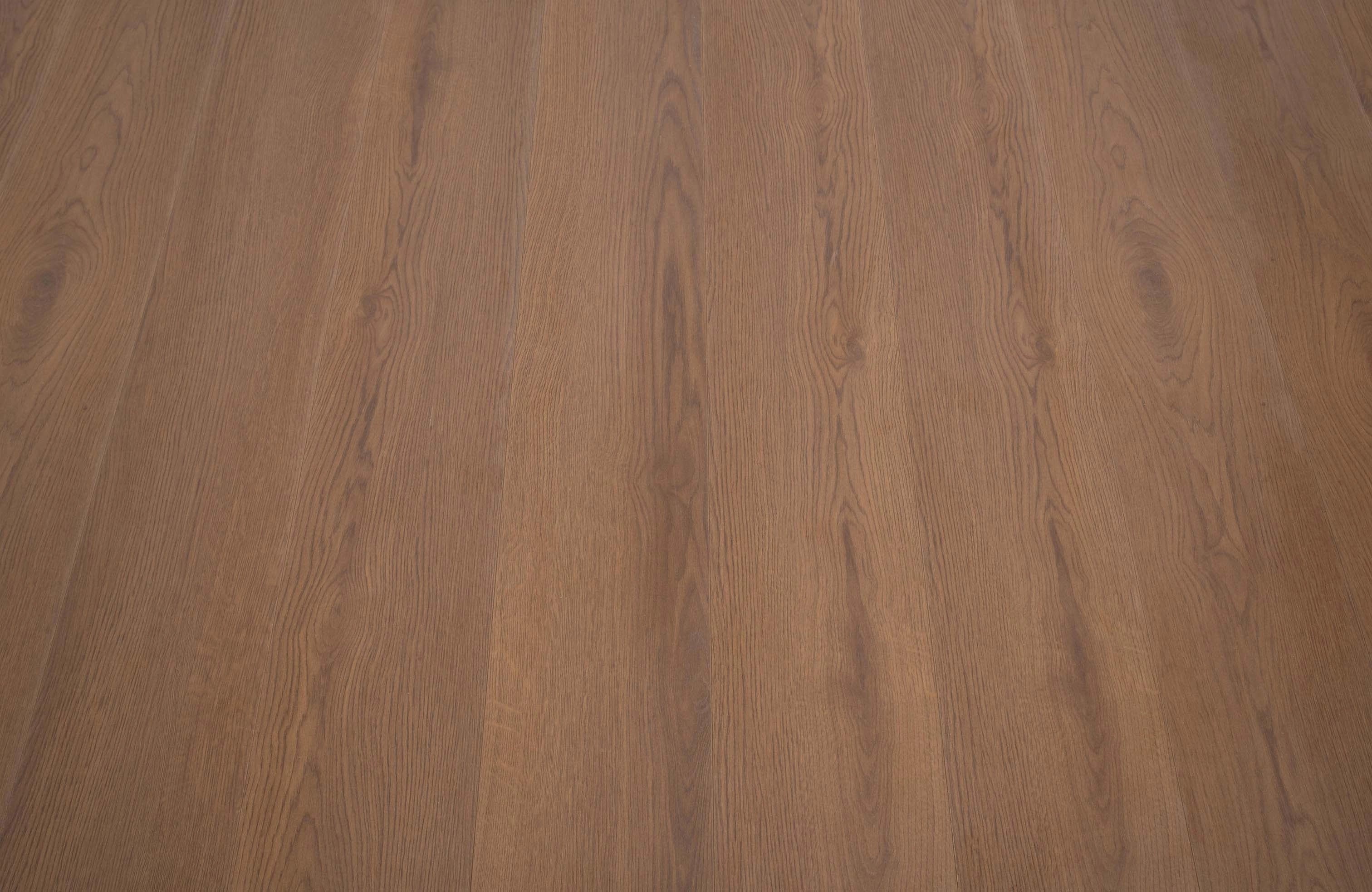 Oakford Highcroft 8mm Laminate Flooring - Image 5