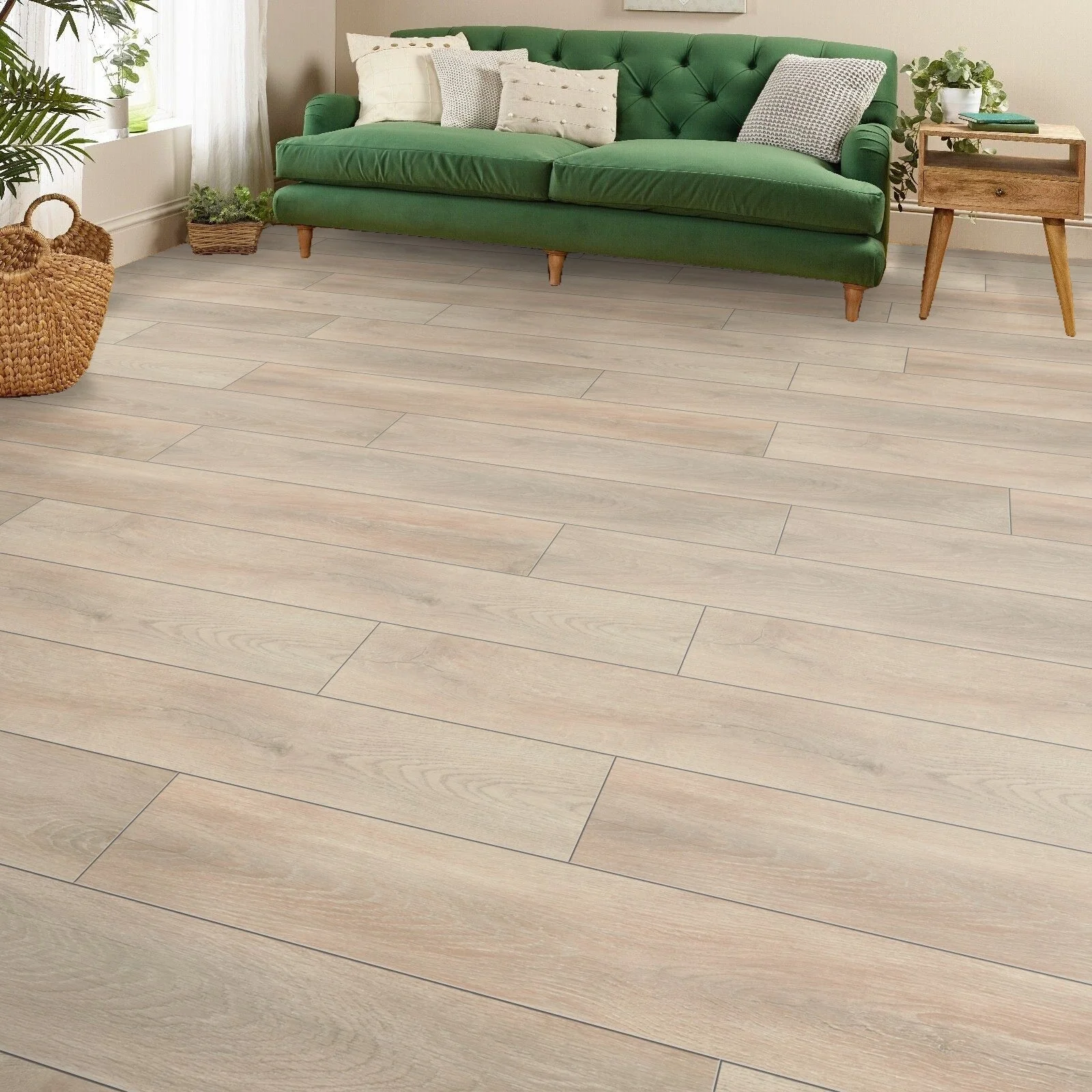 STEP Click Plus Bodrum Oak Laminate Flooring - Image 4