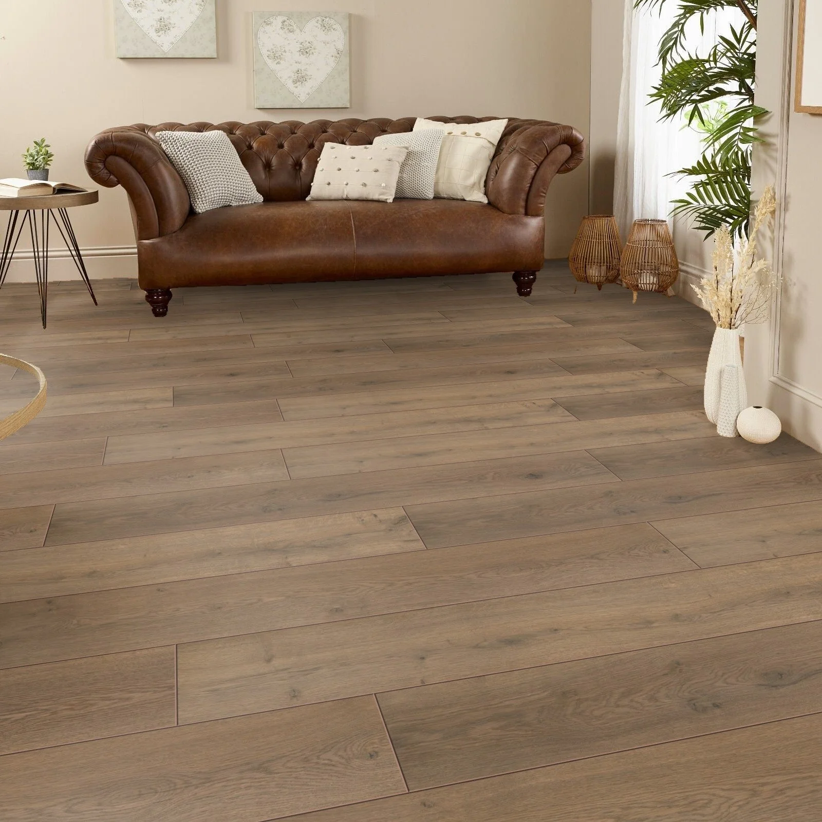 STEP Click XL Nairobi Rustic 12mm AC5 Laminate Flooring - Image 7