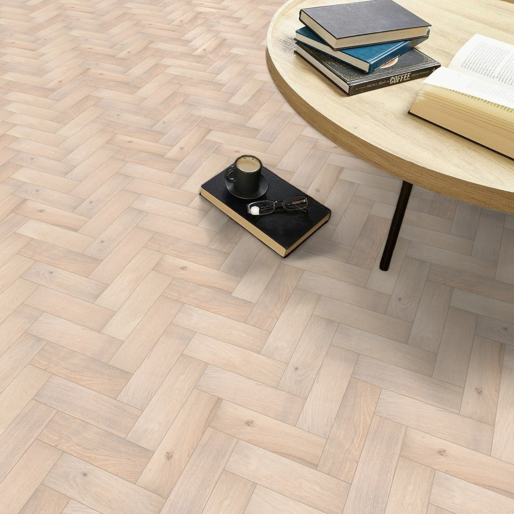Stirling Oak Herringbone 14mm Engineered Wood Flooring - Image 3