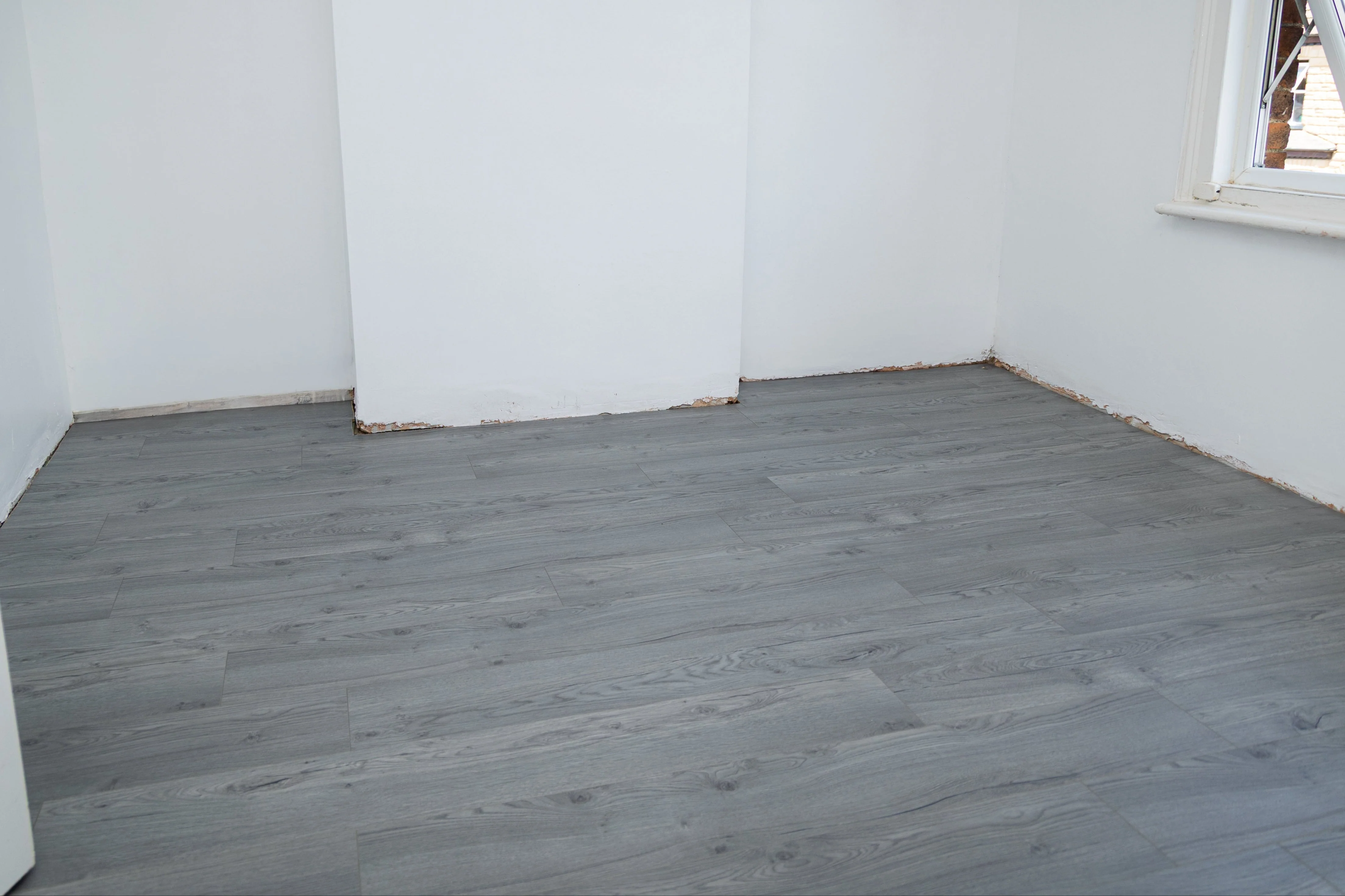 Grey Stone 10mm Waterproof Laminate Flooring - Image 3