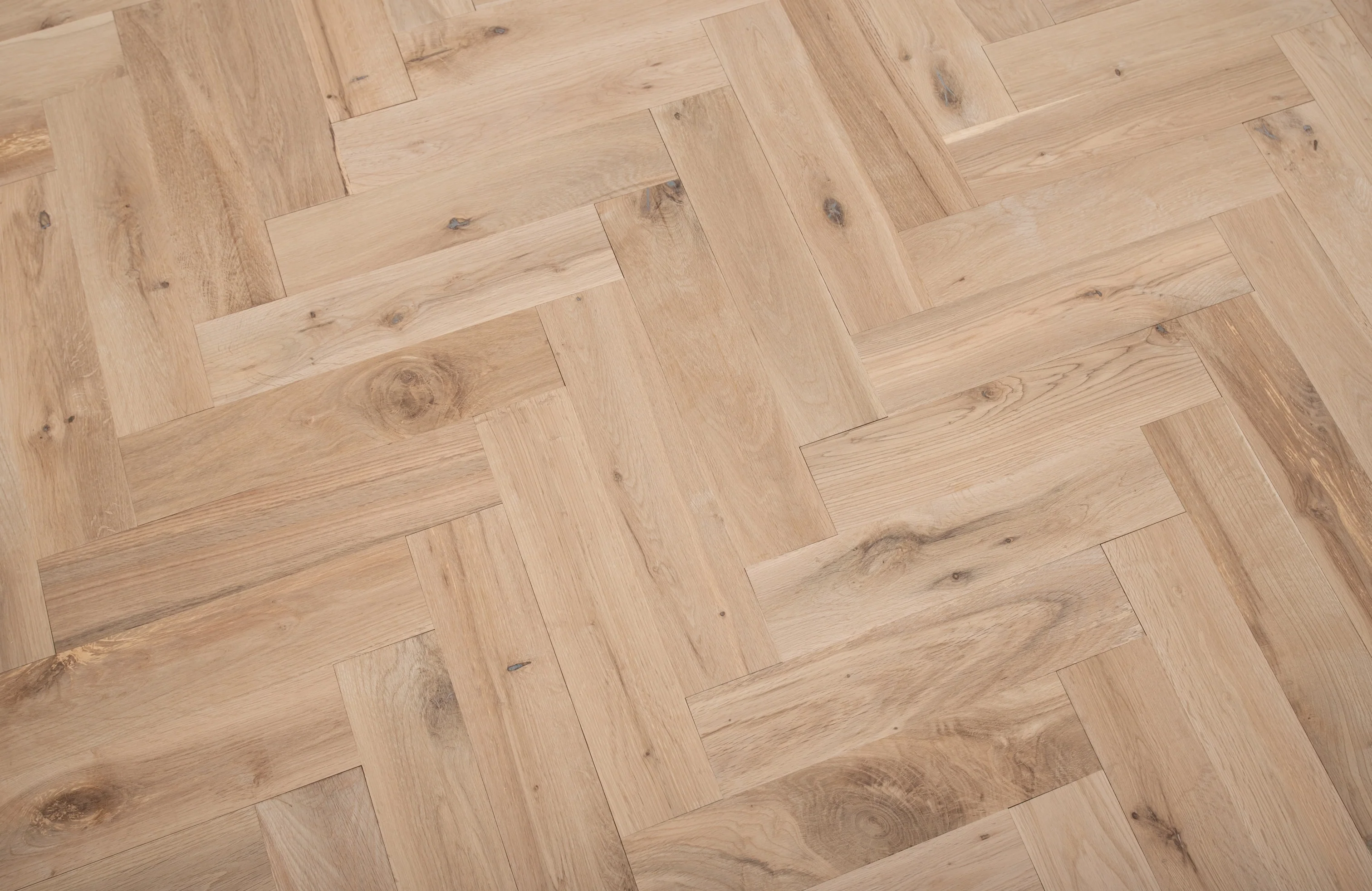 Verano Timber Solid Oak Herringbone Flooring - Image 3