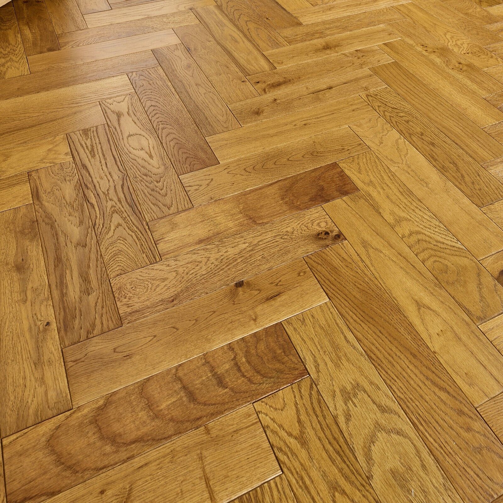 Verona Everton Herringbone Oak Engineered Wood Flooring - Image 14