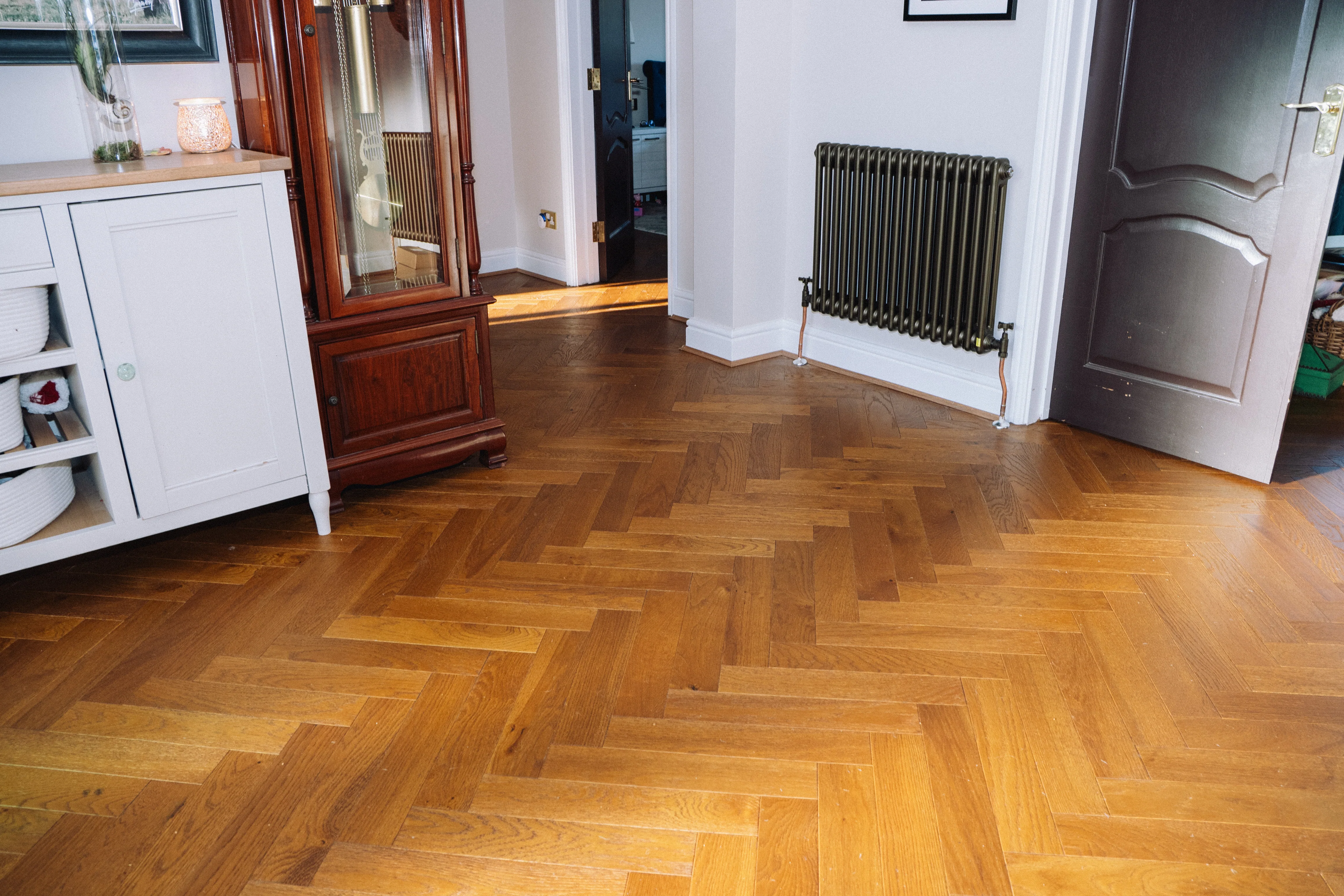 Verona Everton Herringbone Oak Engineered Wood Flooring - Image 4
