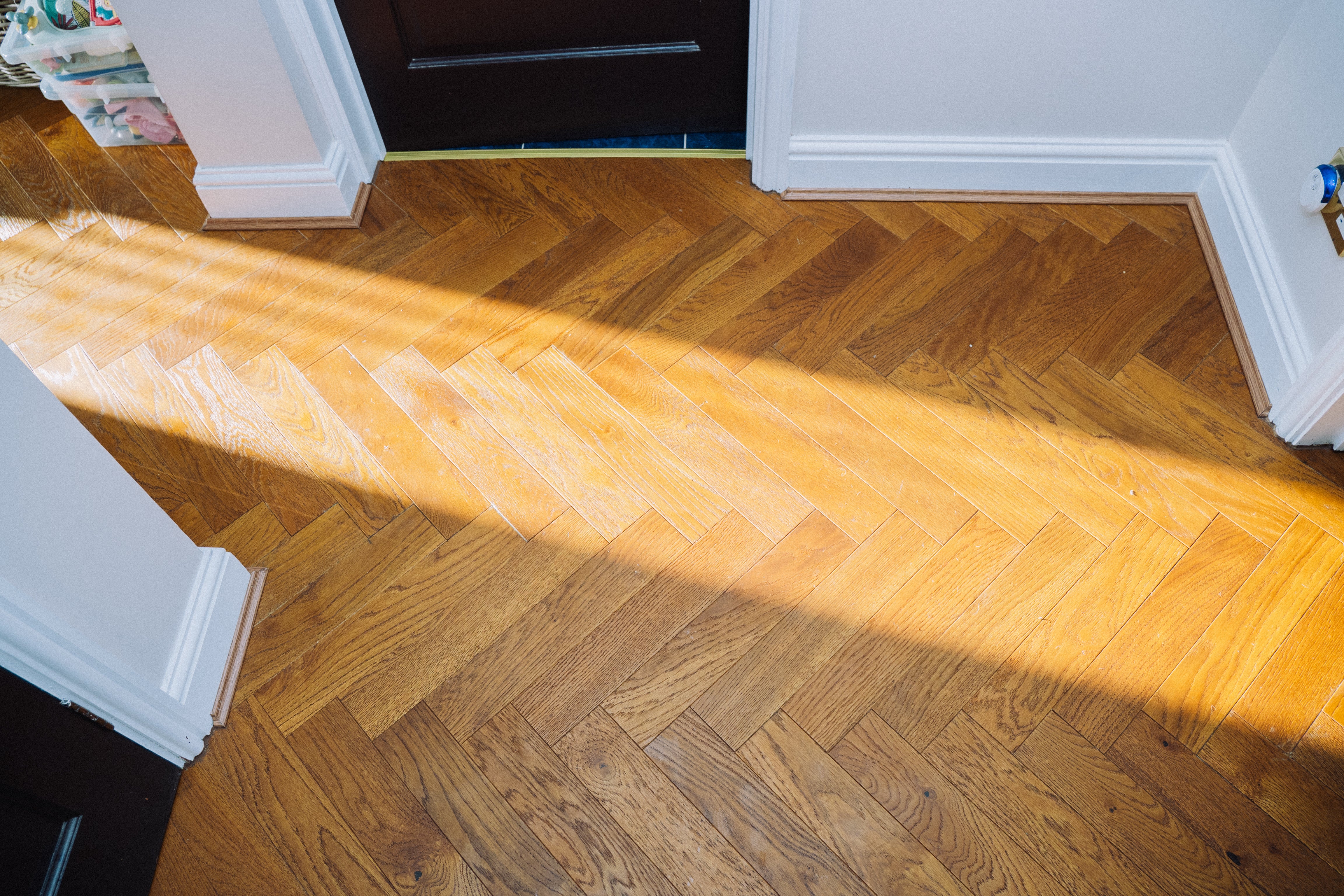 Verona Everton Herringbone Oak Engineered Wood Flooring - Image 5