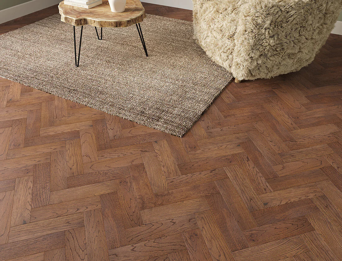 Verona Wellington Herringbone Oak Engineered Wood Flooring - Image 3