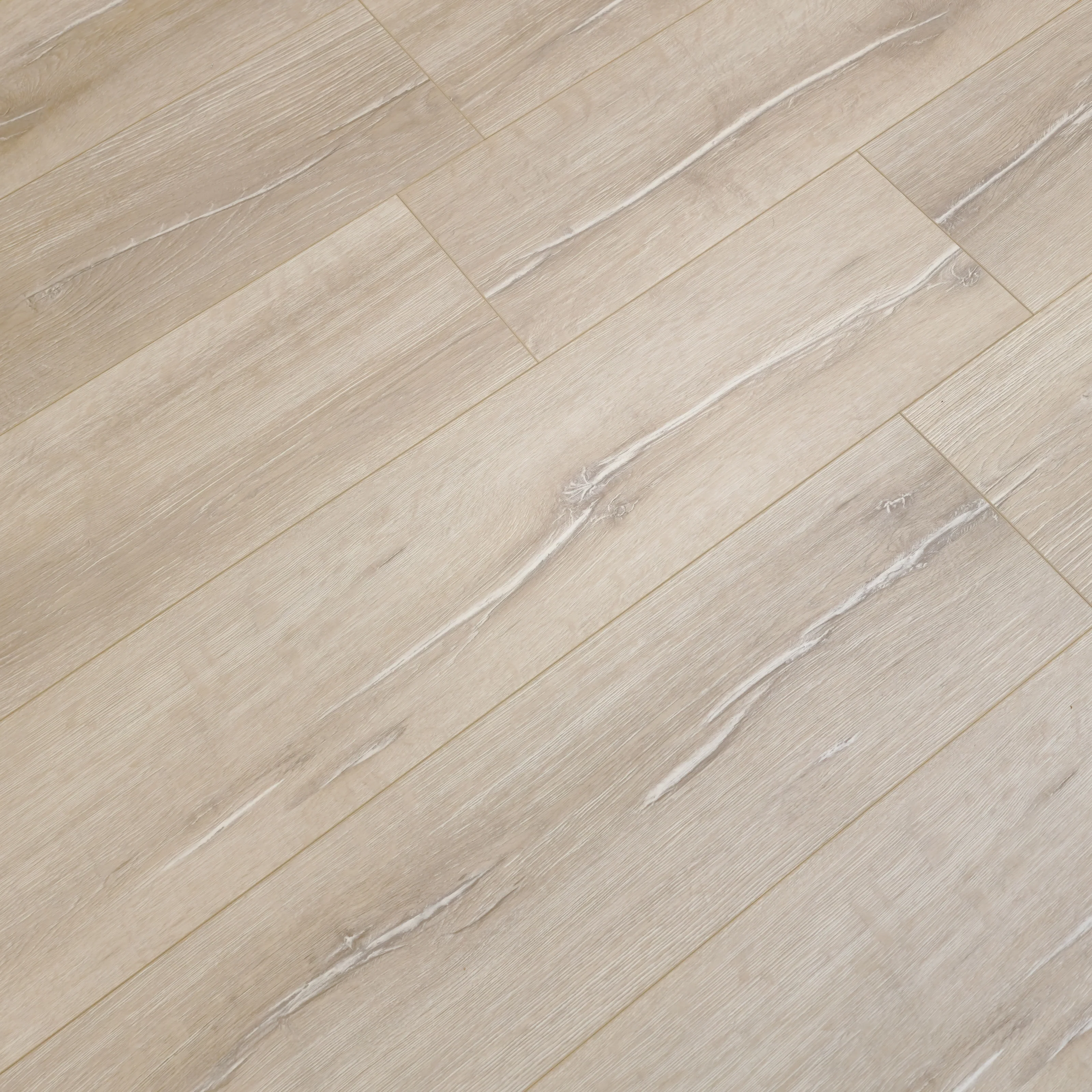 Waterproof Luxury Luma Oak 8mm Laminate Flooring - Image 12
