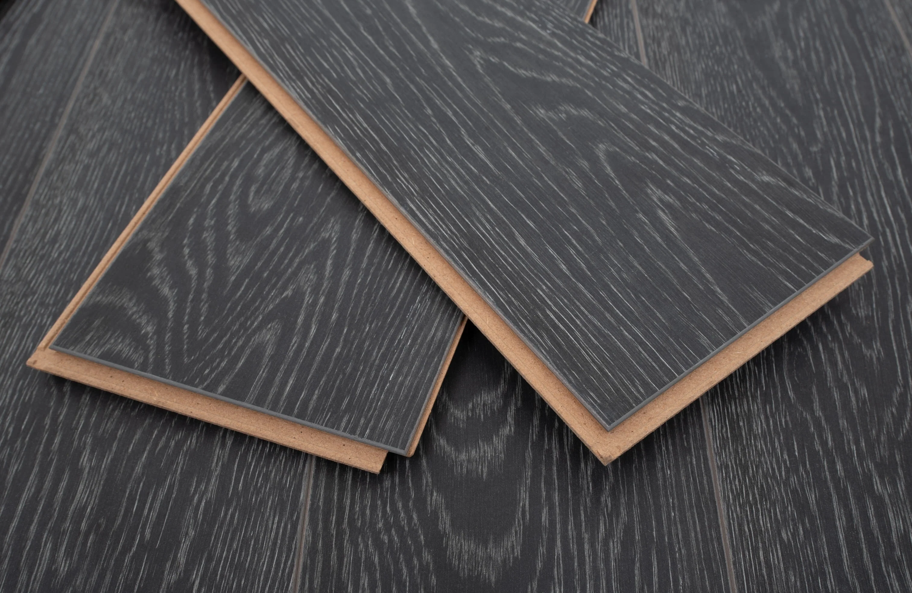 Waterproof Luxury Nordic Grey Oak 12mm Laminate Flooring - Image 5