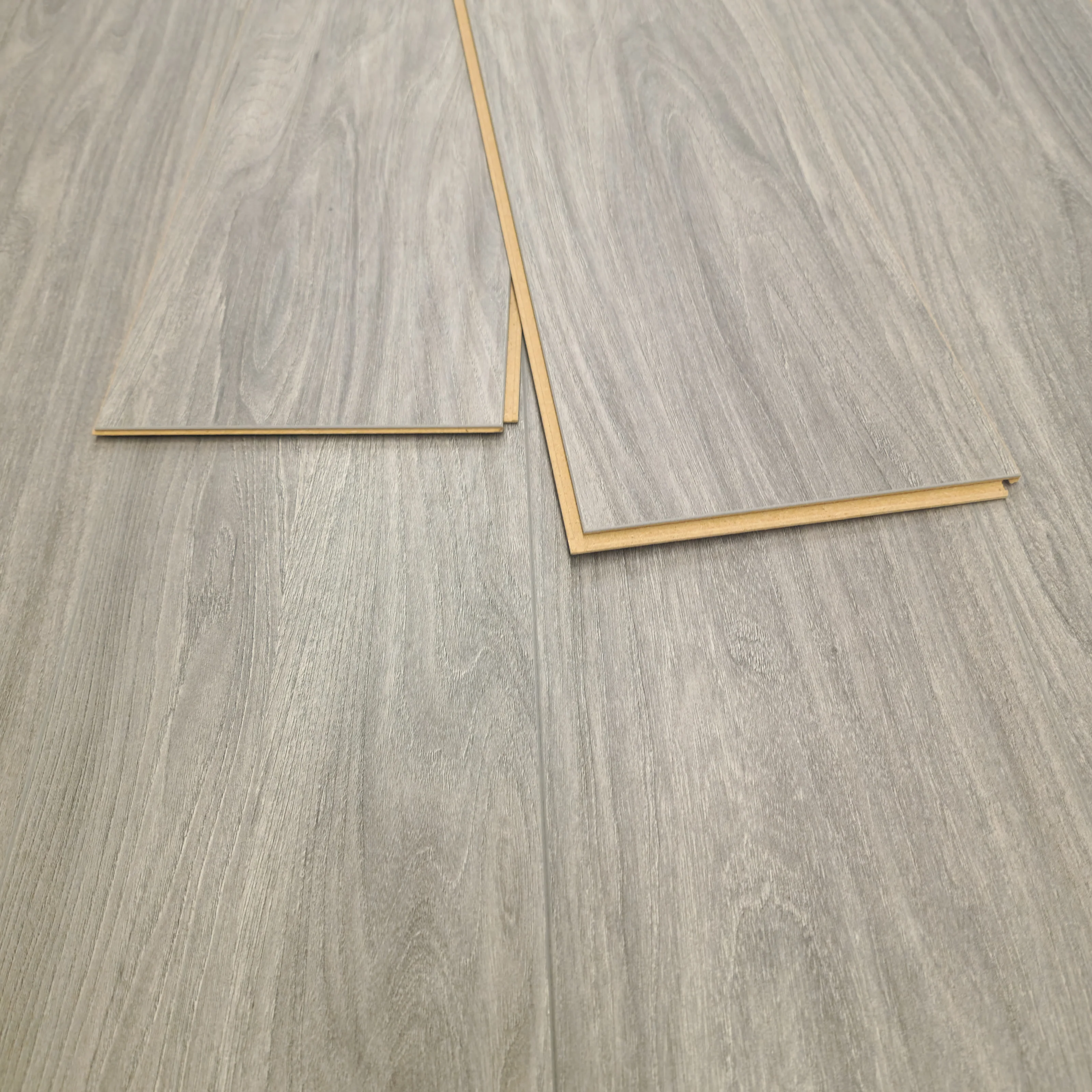 Waterproof Luxury Storm Grey Oak 8mm Laminate Flooring AC5 - Image 8