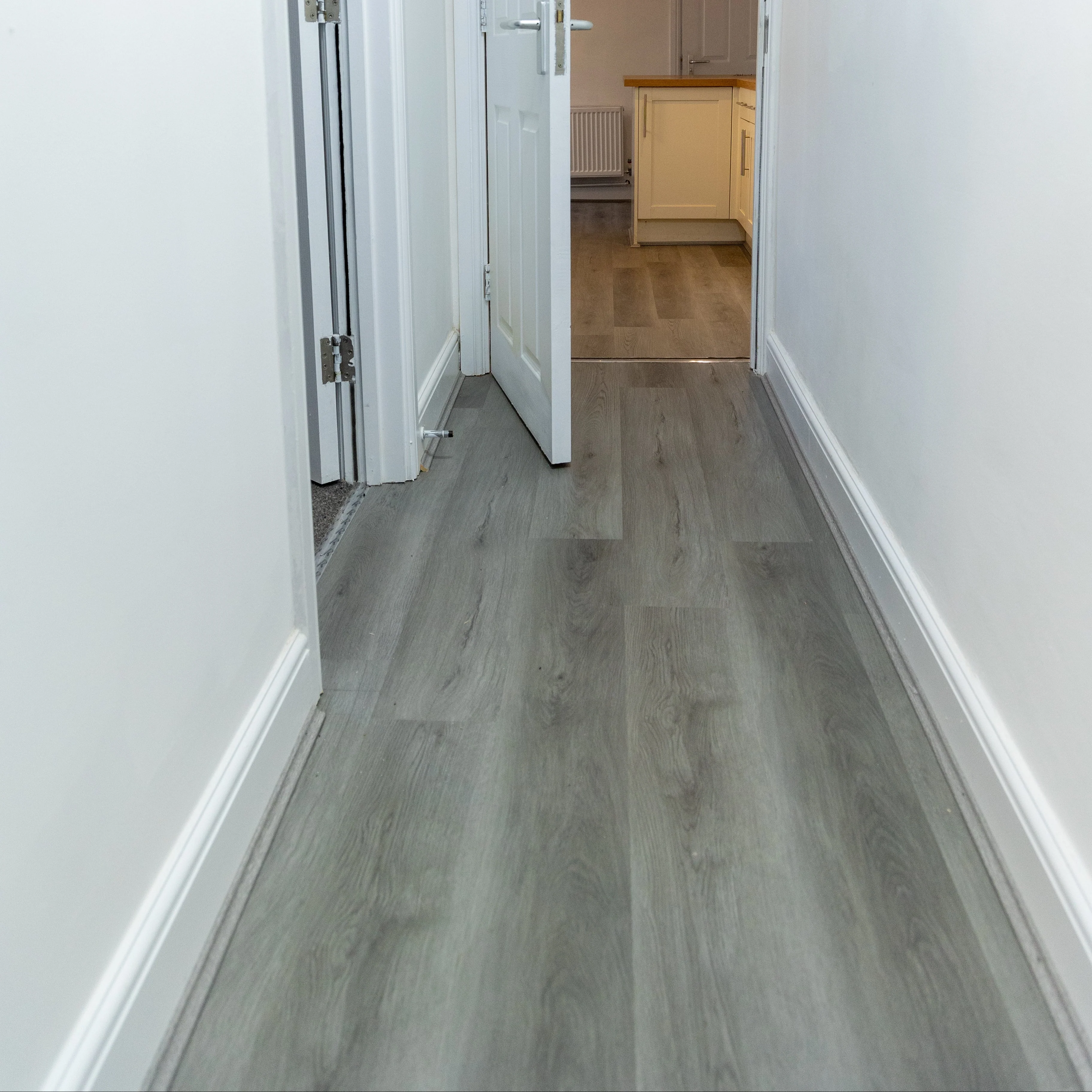 Waterproof Prime Havana Grey Oak SPC LVT Click Luxury Vinyl Tile Flooring - Image 3