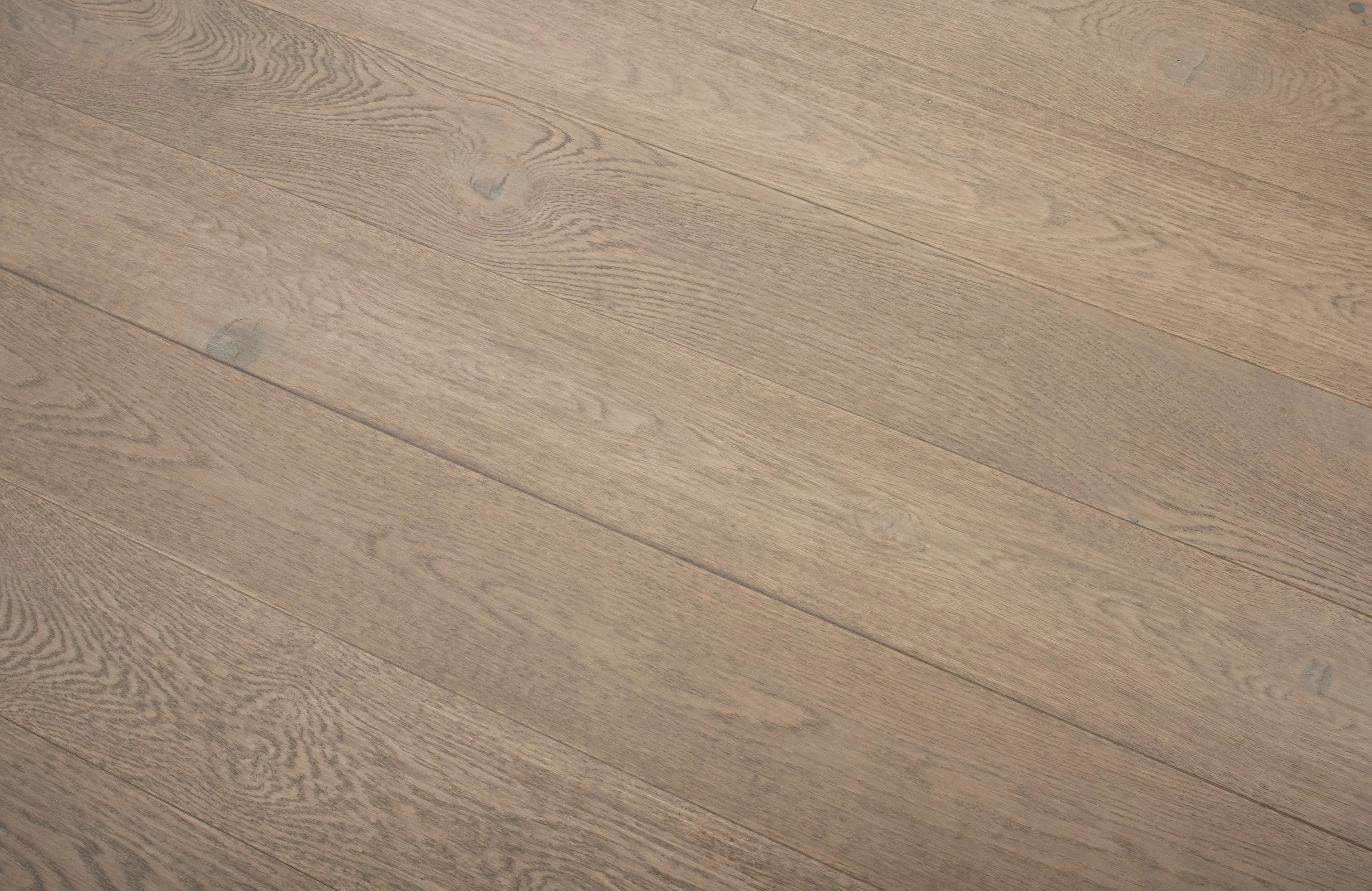 Woodland Falconwood Oak 14mm Long Board Engineered Wood Flooring - Image 6